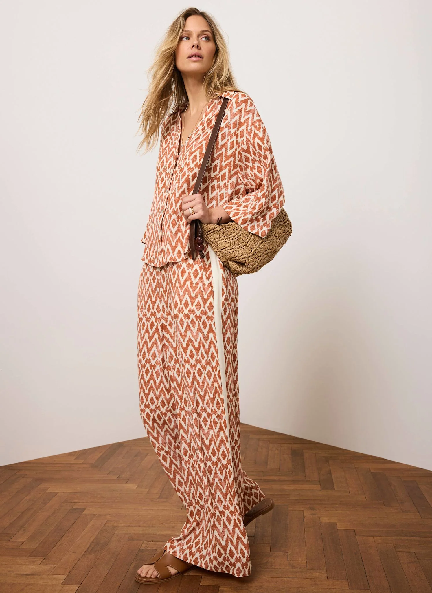 3365-orange-geo-print-resort-shirt-6.webp Orange Geo Print Resort Shirt