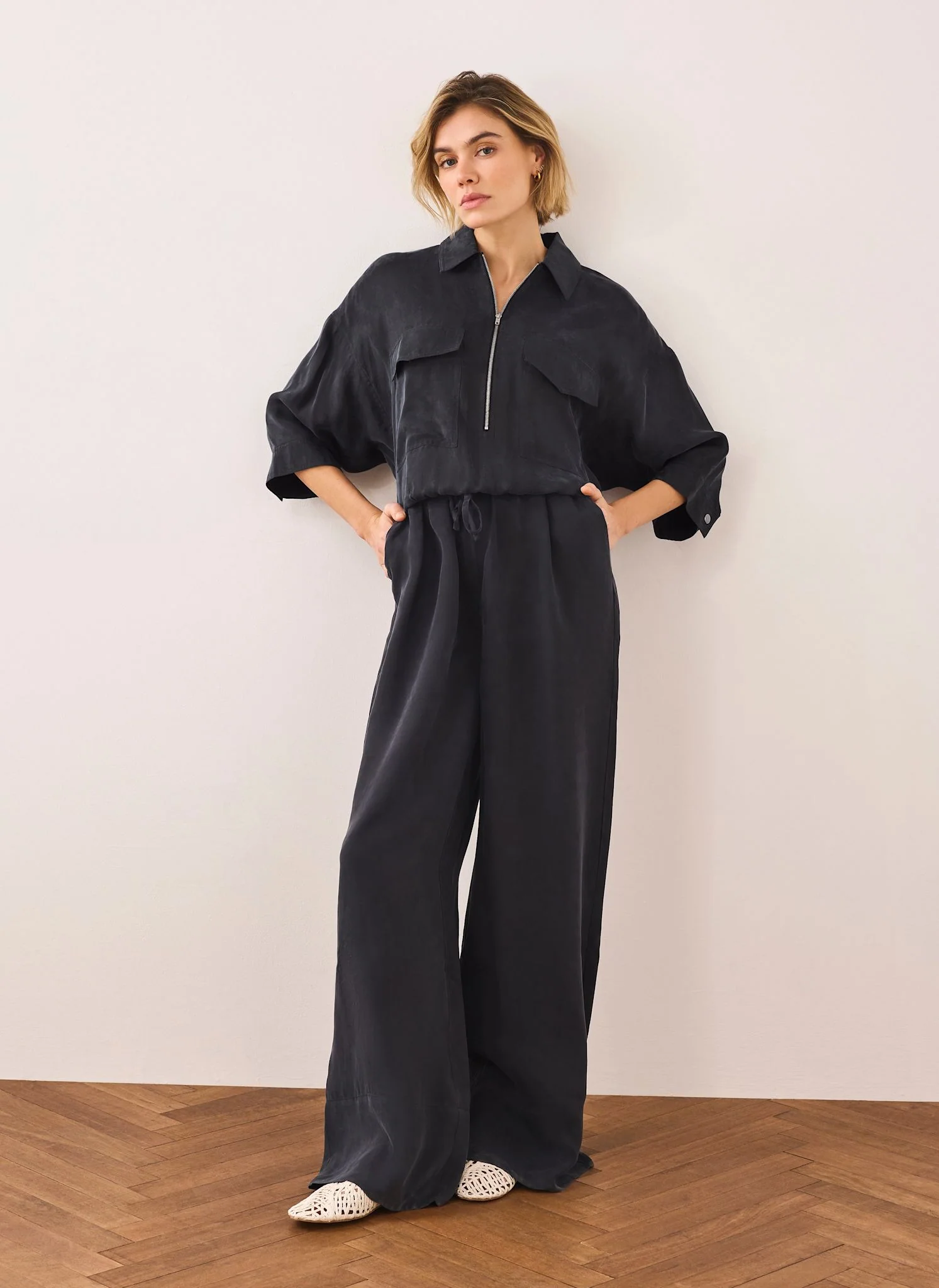 3702-navy-drawstring-wide-leg-trousers-1.webp Navy Drawstring Wide Leg Trousers