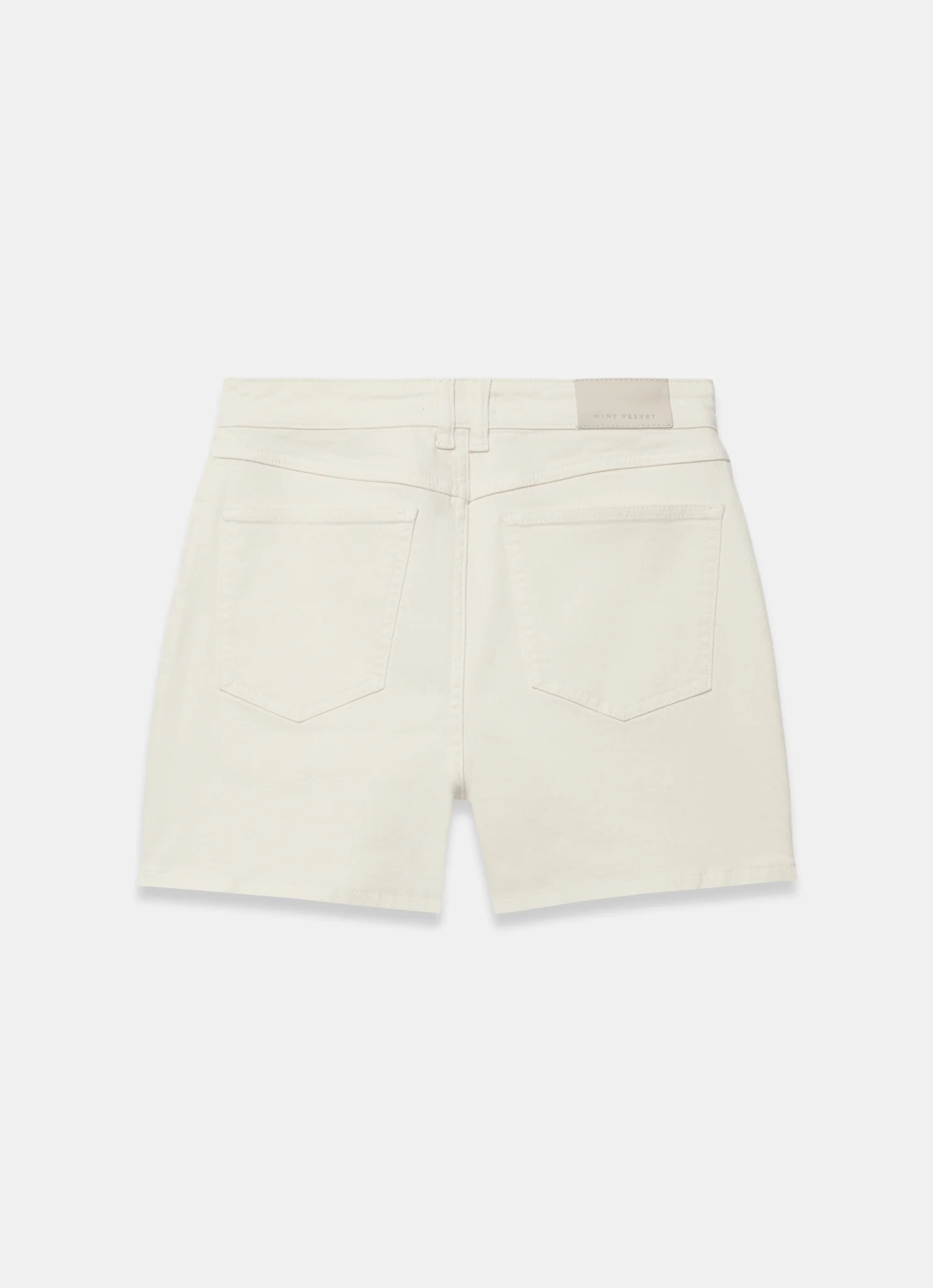 3946-white-denim-patch-pocket-shorts-7.webp White Denim Patch Pocket Shorts