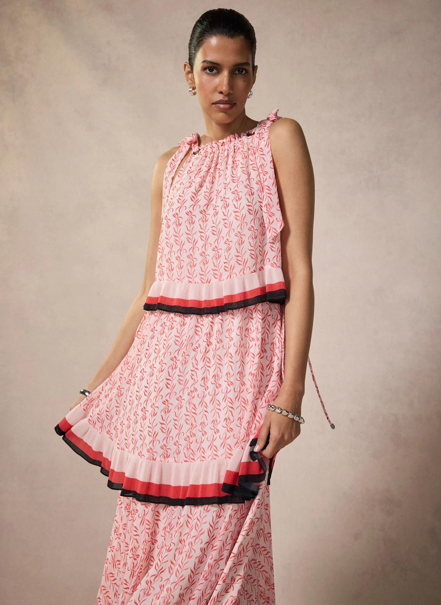 3974-pink-printed-tiered-maxi-dress-4.webp Pink Printed Tiered Maxi Dress
