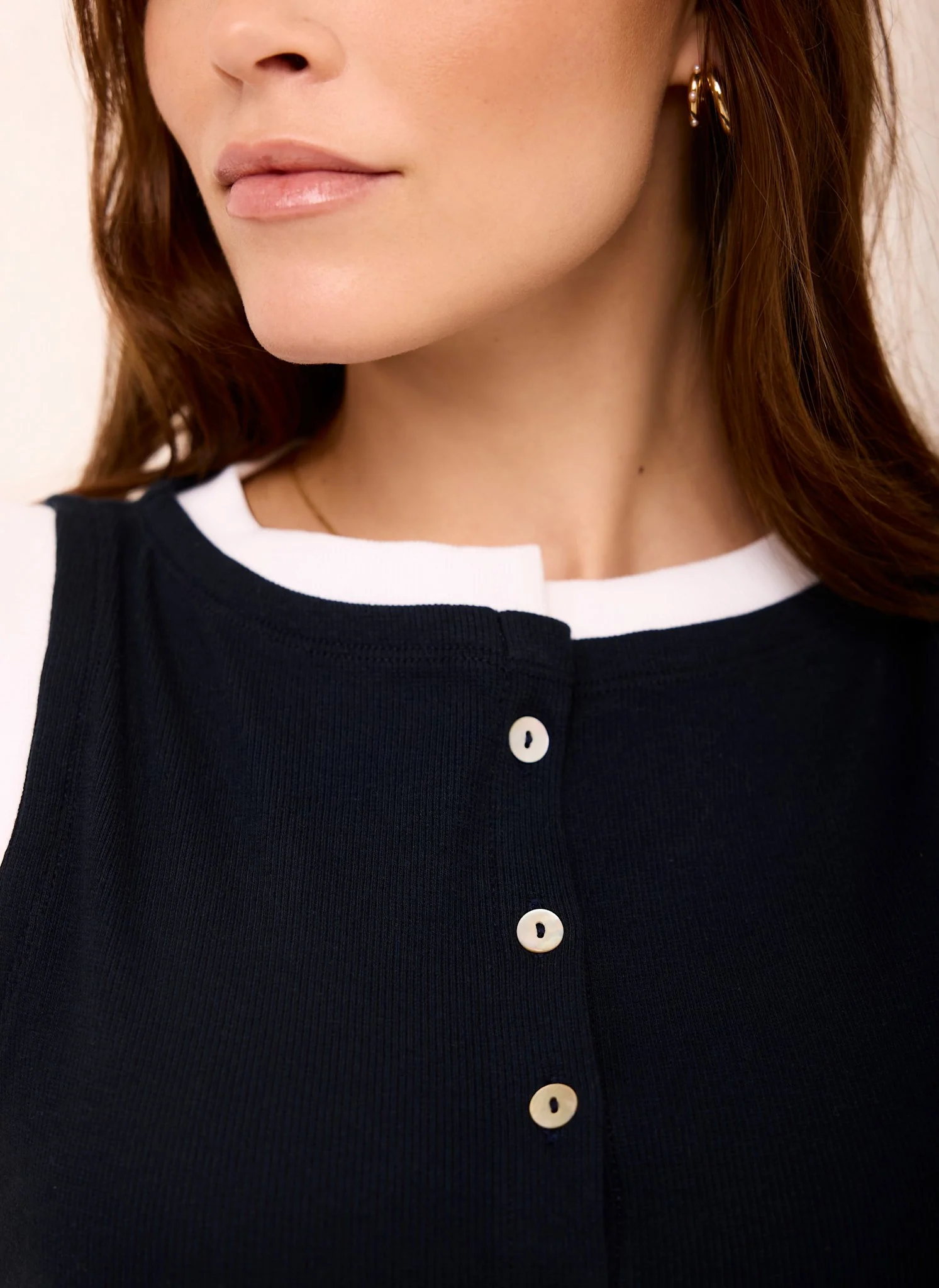 4030-navy-cotton-blend-sleeveless-top-6.webp Navy Cotton Blend Sleeveless Top