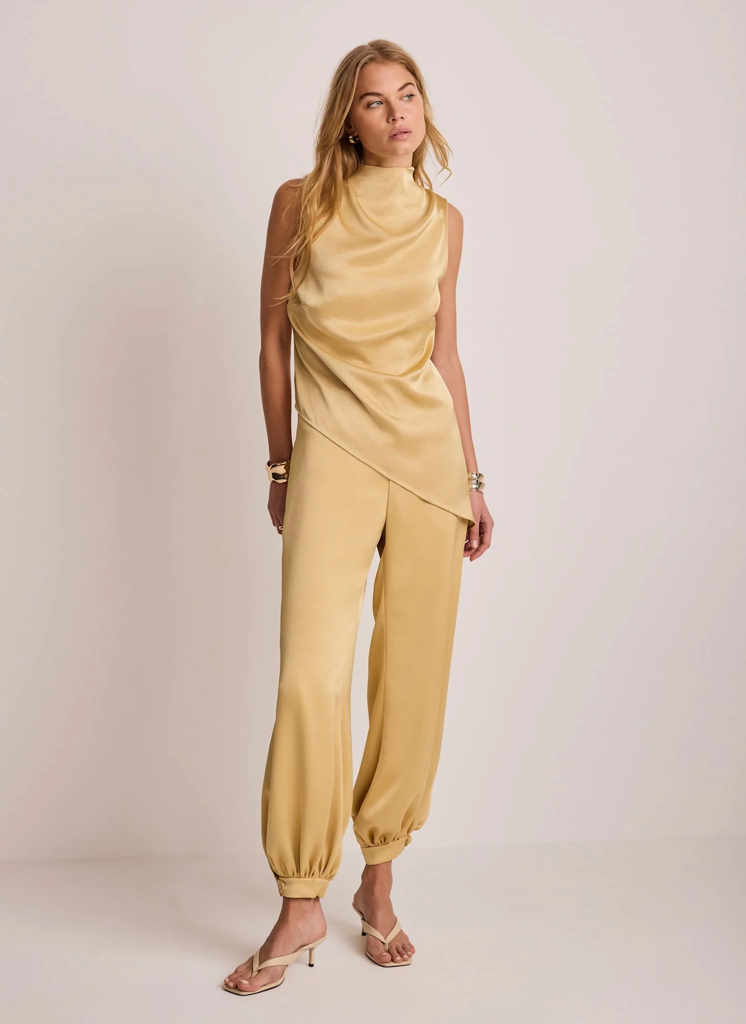 4038-08-08-variation-5.webp Yellow Satin Asymmetric Top