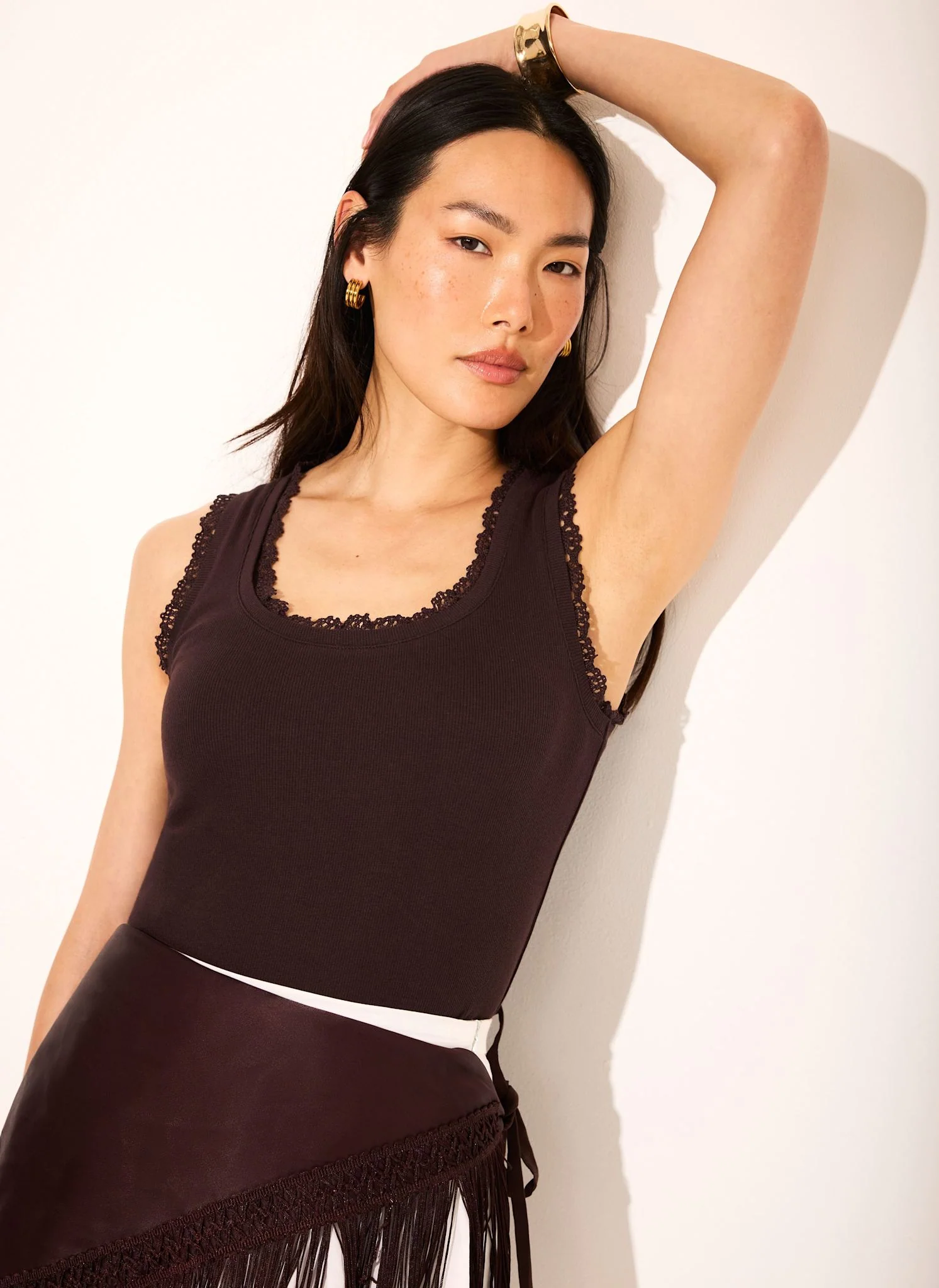 4044-brown-crochet-trim-vest-top-4.webp Brown Crochet Trim Vest Top
