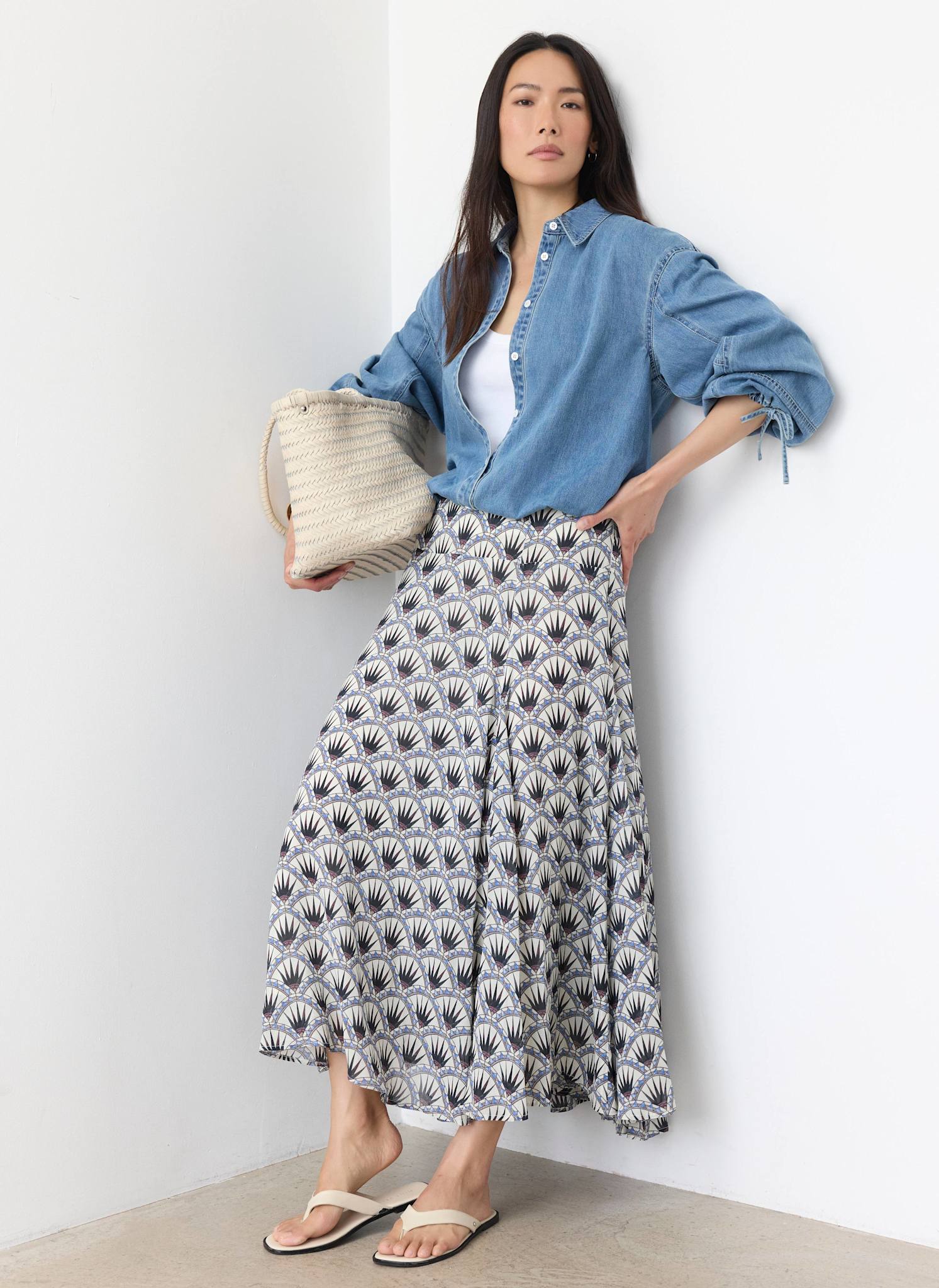 4090-blue-geo-print-drop-waist-maxi-skirt-5.jpg Blue Geo Print Drop Waist Maxi Skirt