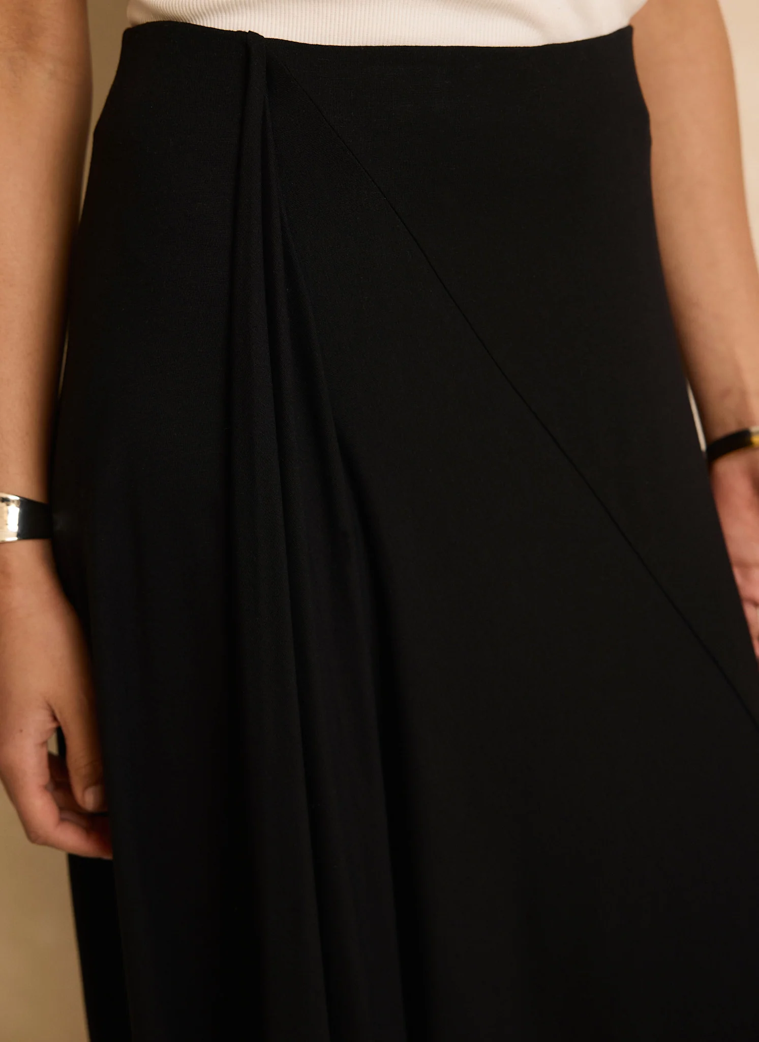 4176-black-jersey-asymmetric-skirt-6.webp Black Jersey Asymmetric Skirt