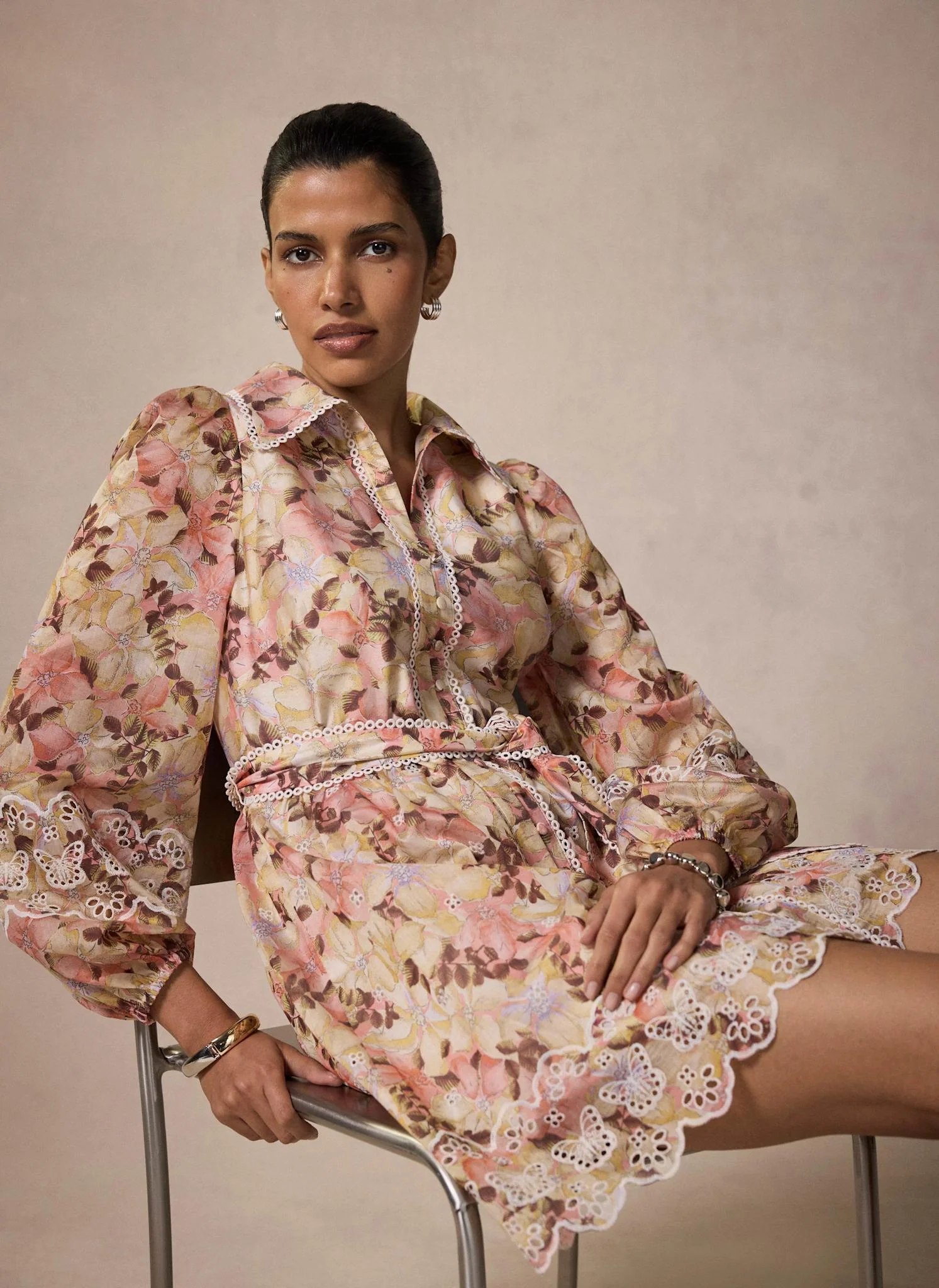 4208-neutral-floral-print-mini-dress-1.webp Neutral Floral Print Mini Dress
