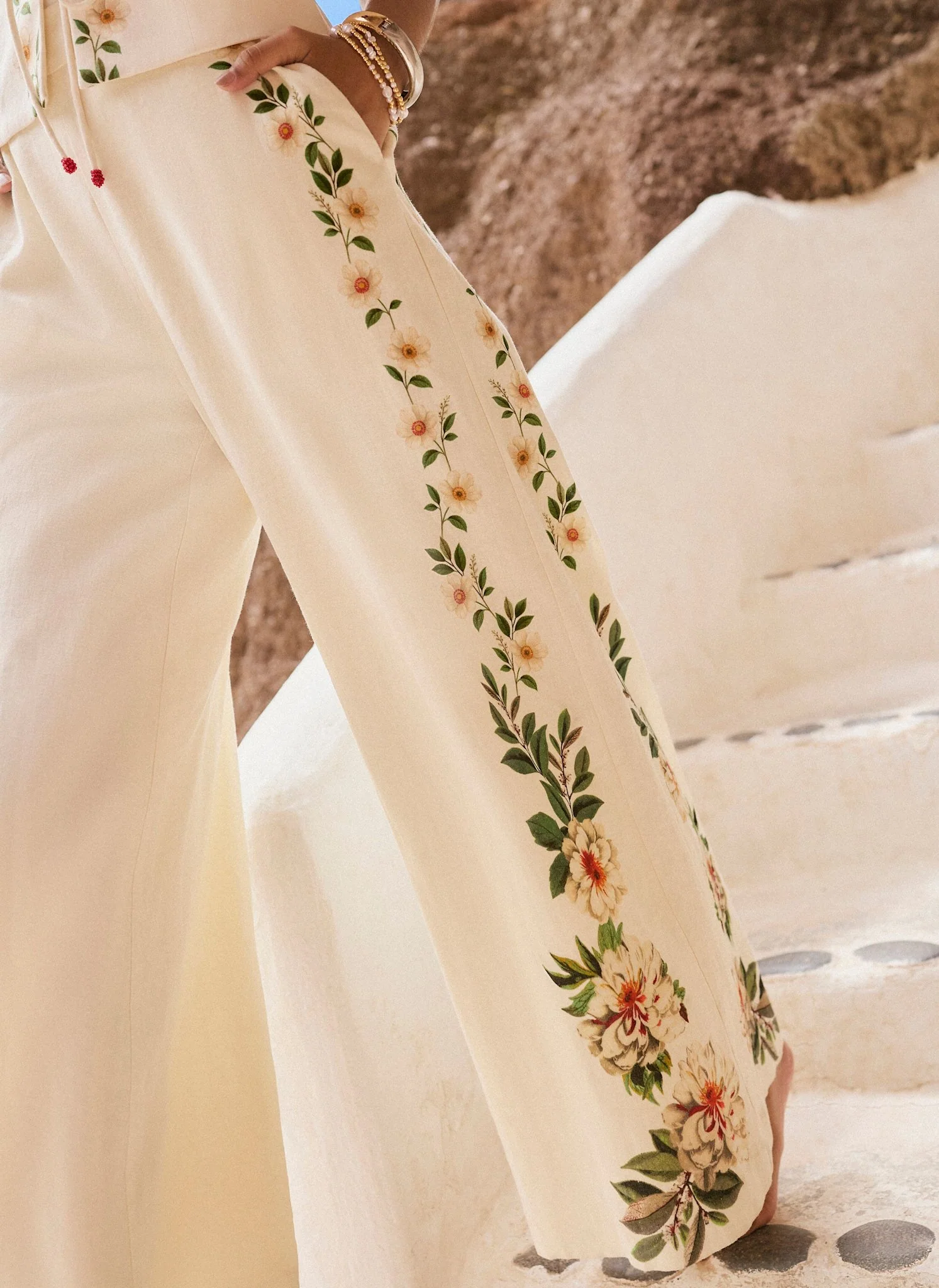 4414-cream-linen-blend-floral-print-wide-trousers-4.webp Cream Linen Blend Floral Print Wide Trousers