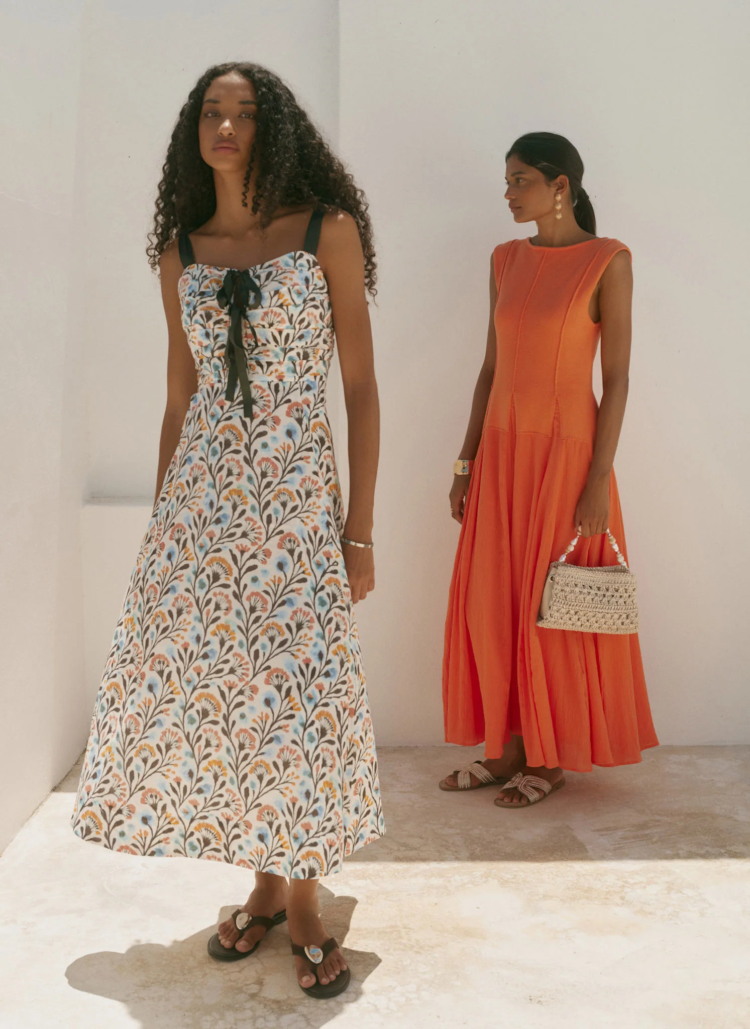 4634-blue-cotton-floral-print-midi-dress-3.webp Blue Cotton Floral Print Midi Dress