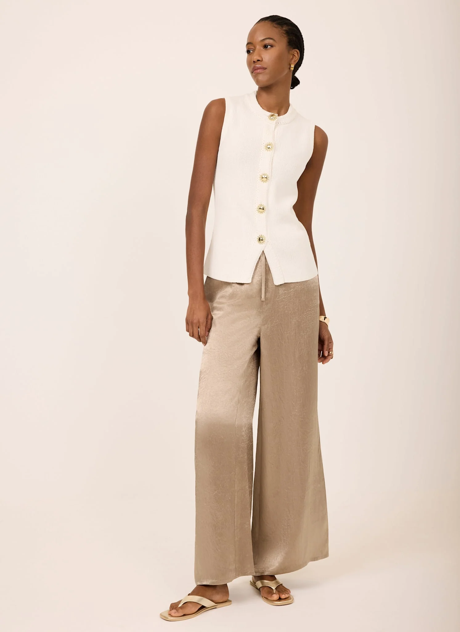 4934-white-sunray-button-knit-sleeveless-top-4.webp White Sunray Button Knit Sleeveless Top