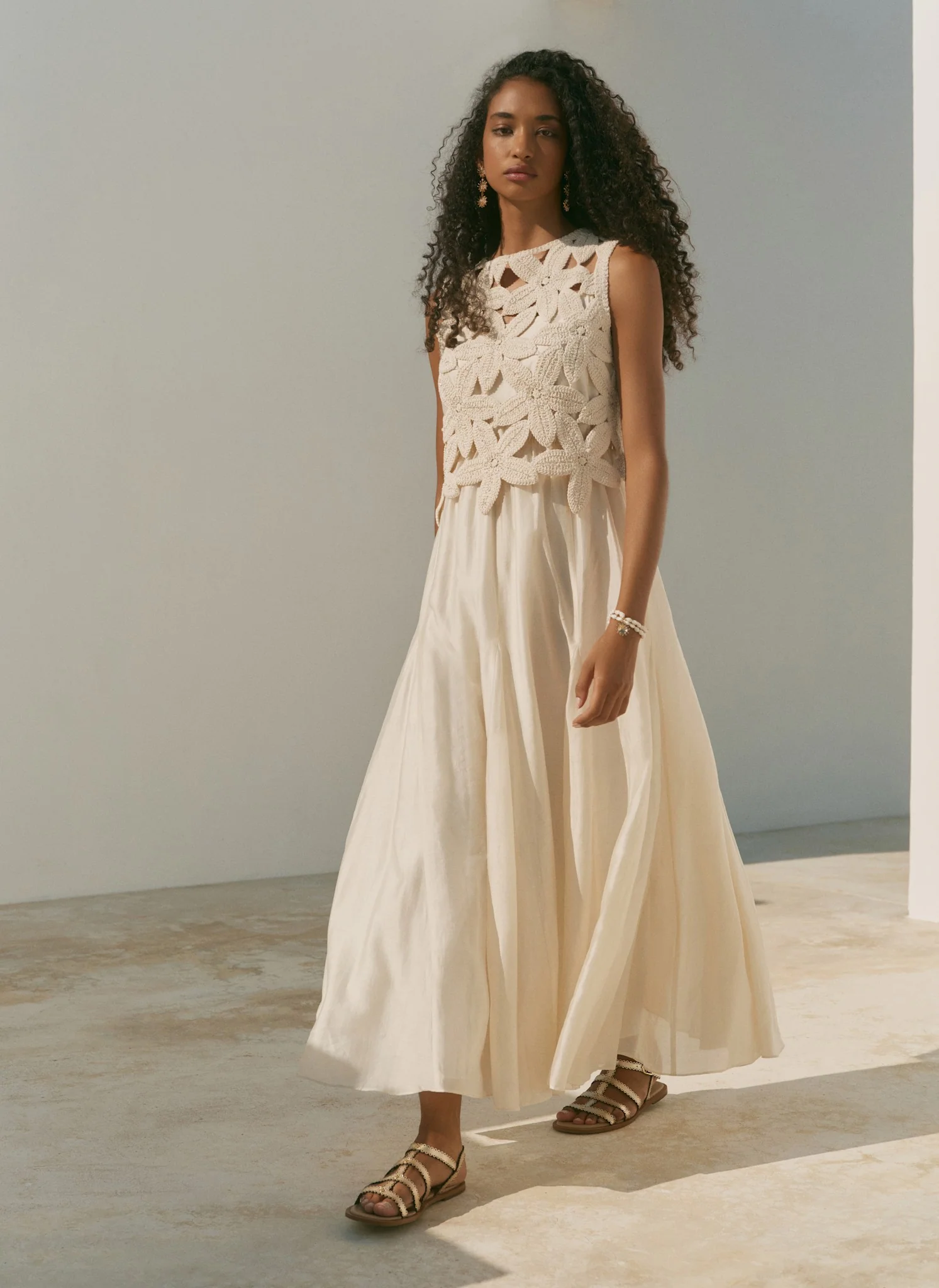 5126-cream-cotton-blend-crochet-maxi-dress-2.webp Cream Cotton Blend Crochet Maxi Dress