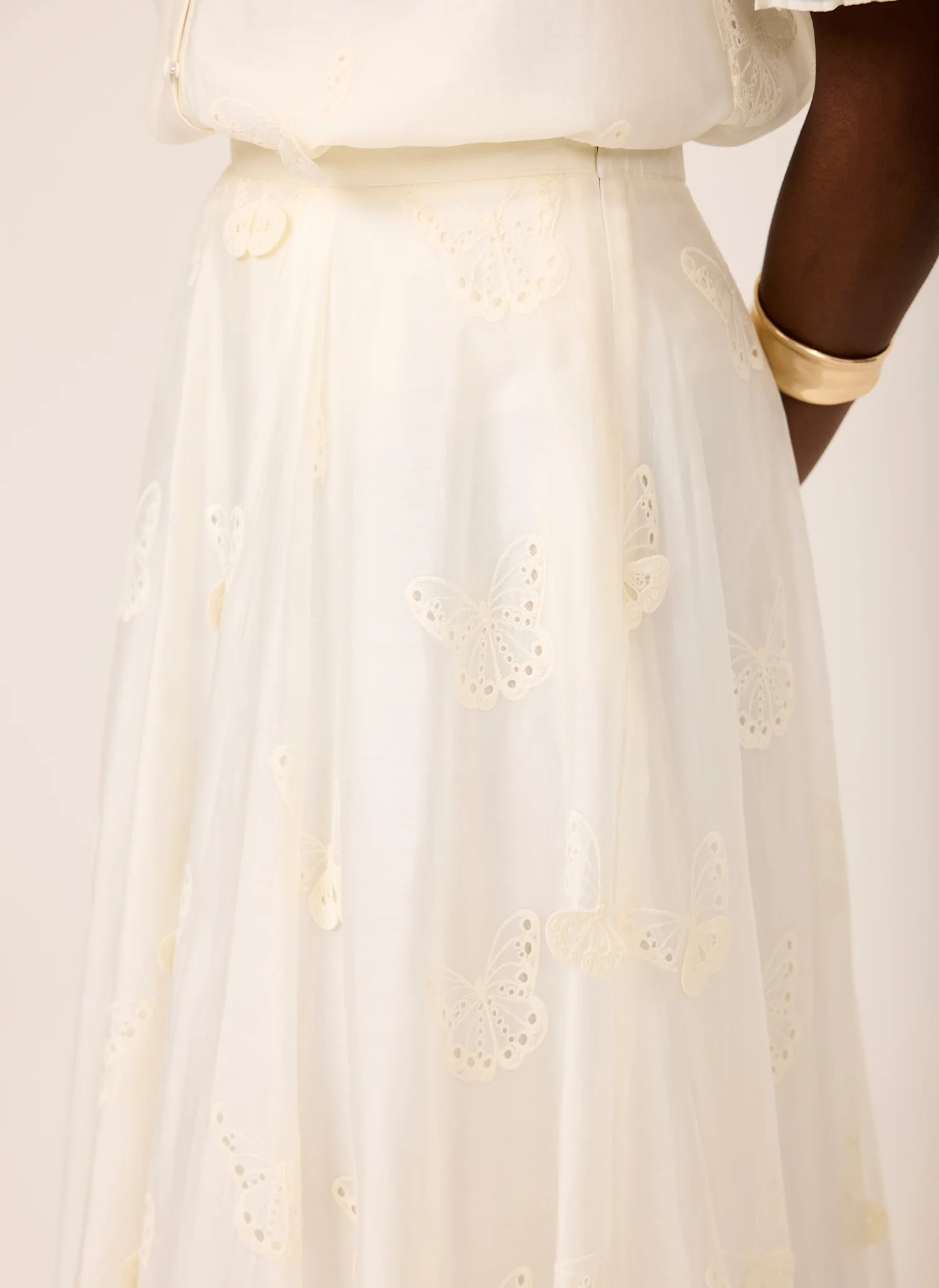 5156-white-embroidered-butterfly-detail-midi-skirt-4.webp White Embroidered Butterfly Detail Midi Skirt