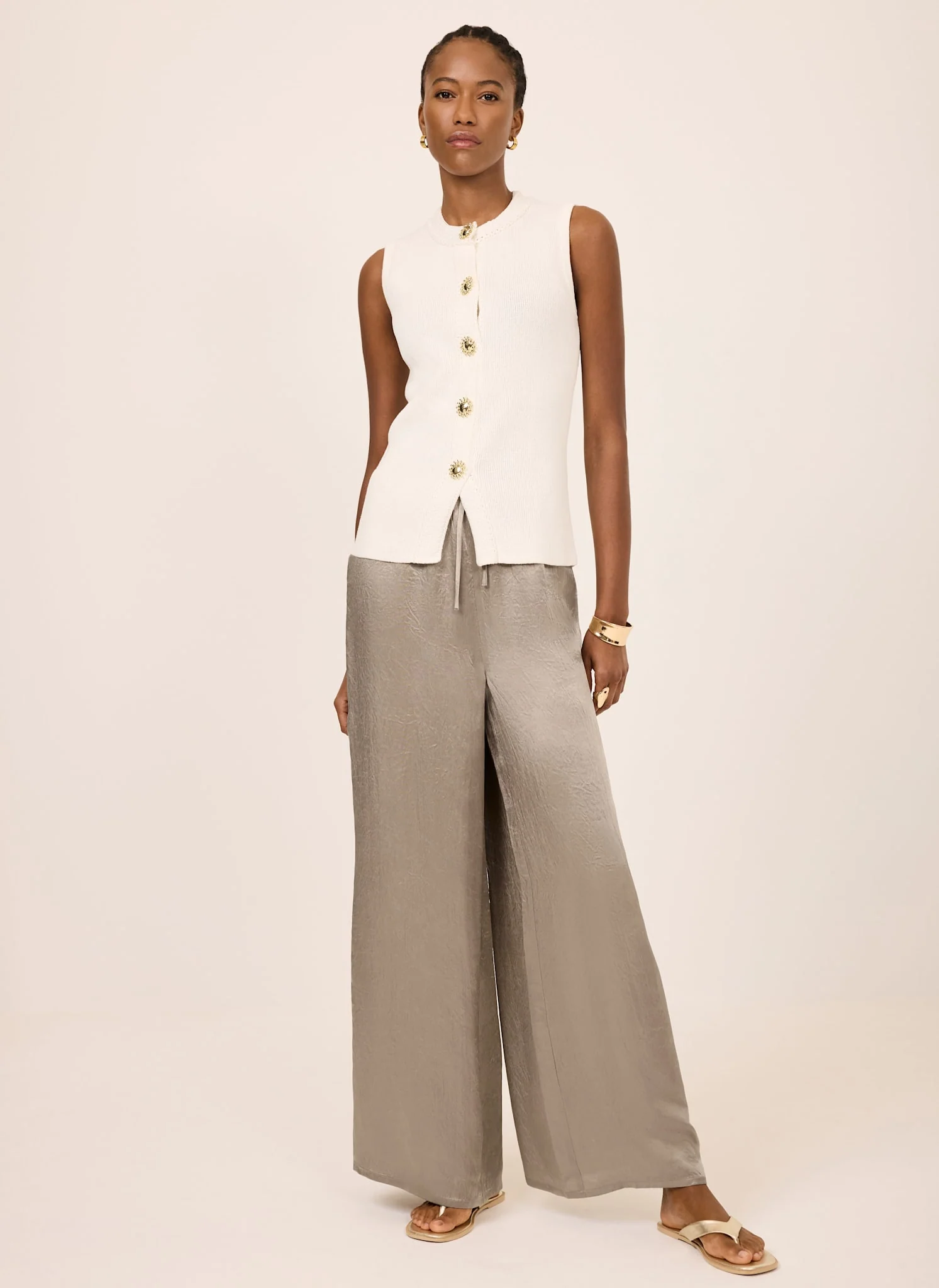 5248-gold-metallic-satin-wide-trousers-3.webp Gold Metallic Satin Wide Trousers