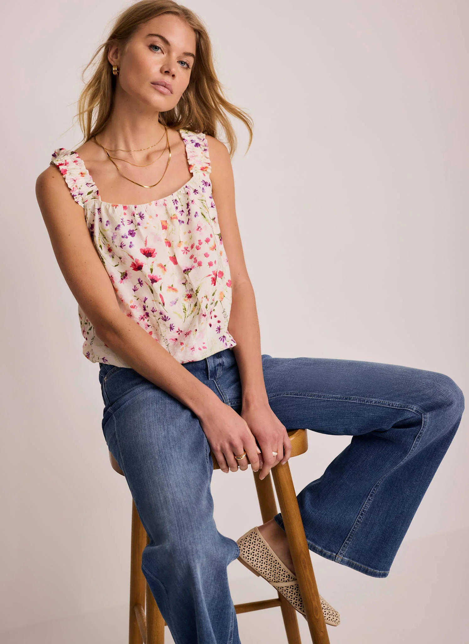 526-pink-floral-print-bubble-hem-top-1.webp Pink Floral Print Bubble Hem Top