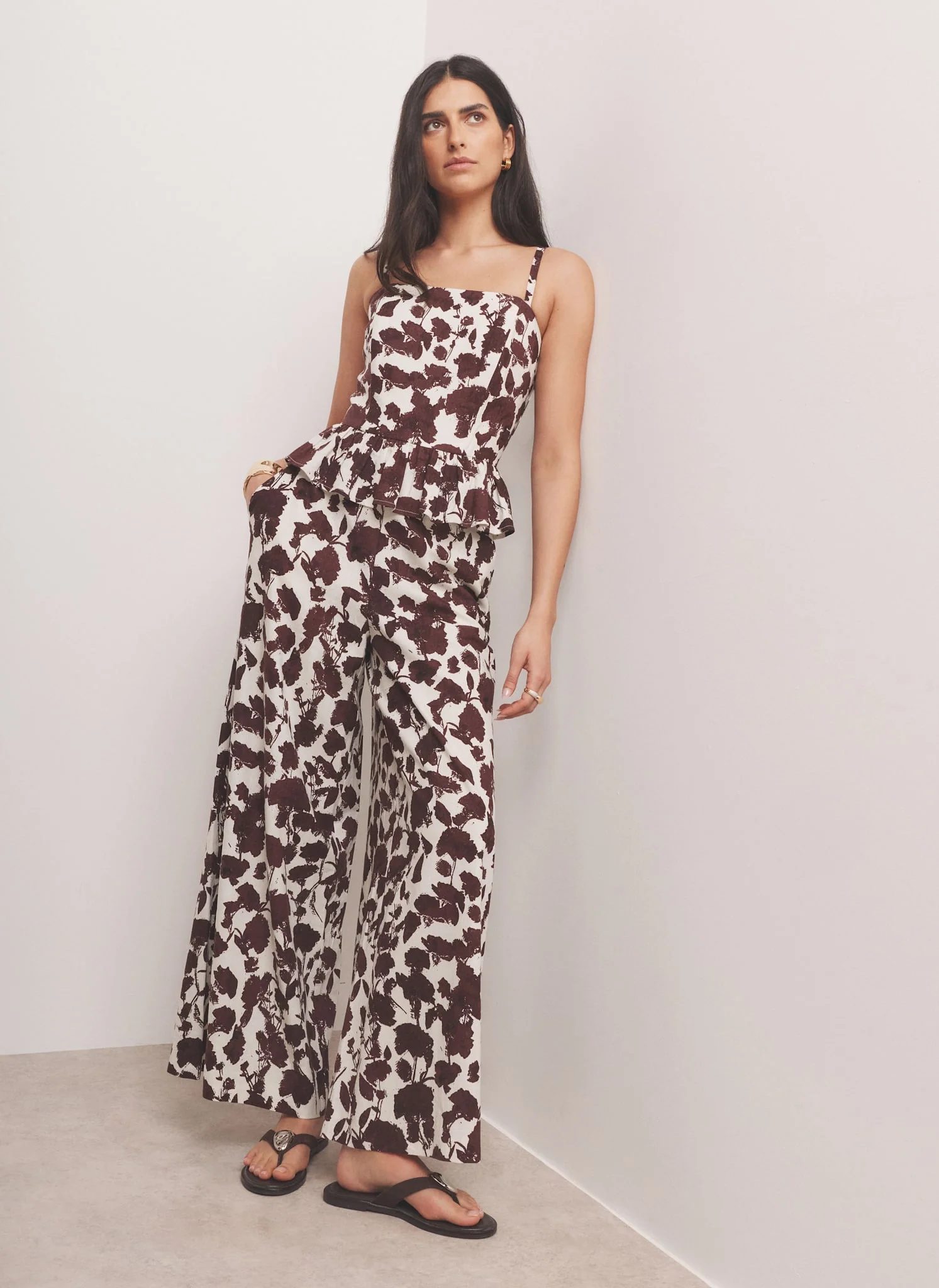 5264-brown-linen-blend-floral-print-wide-leg-trousers-1.webp Brown Linen Blend Floral Print Wide Leg Trousers