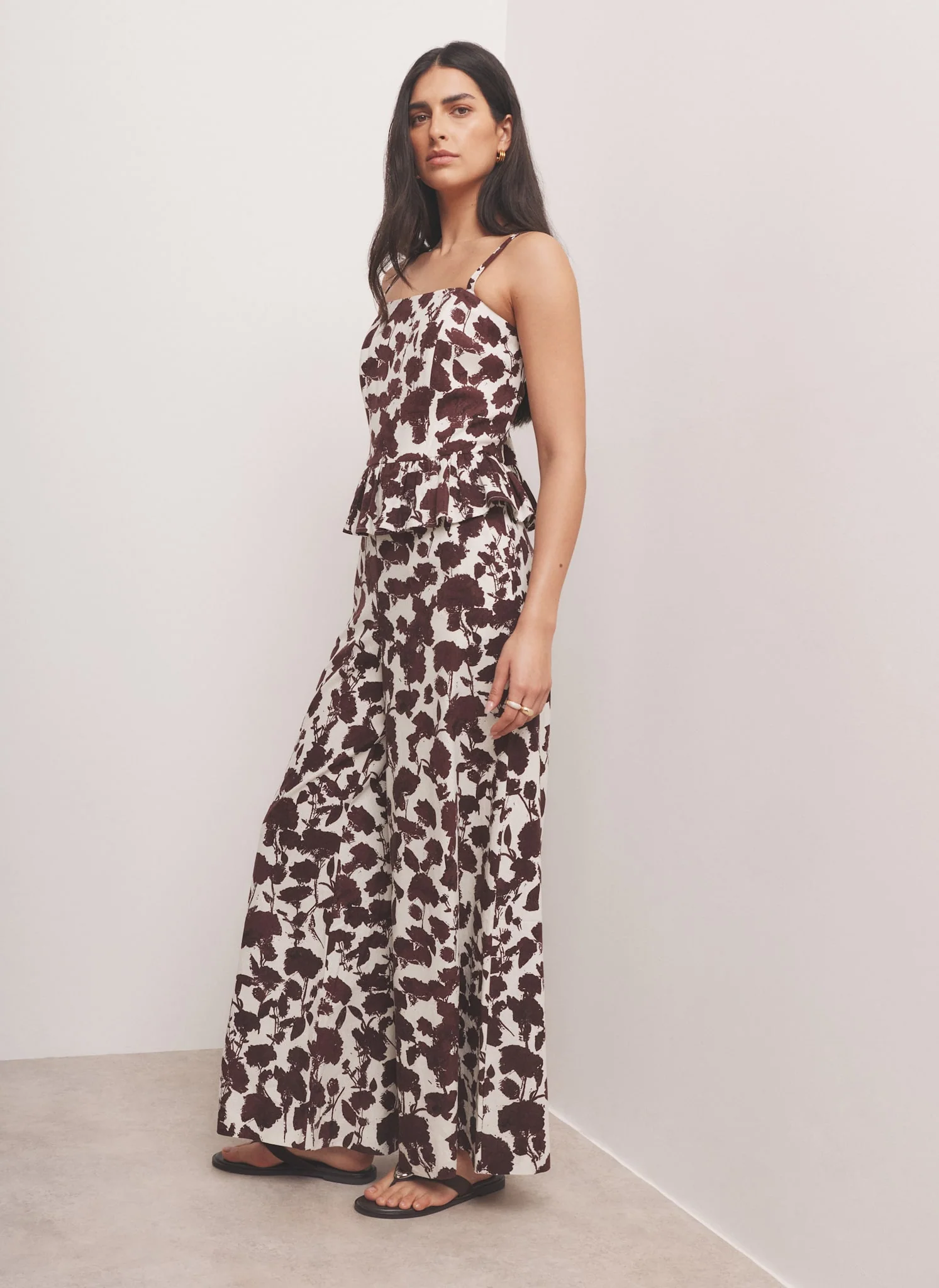 5264-brown-linen-blend-floral-print-wide-leg-trousers-2.webp Brown Linen Blend Floral Print Wide Leg Trousers