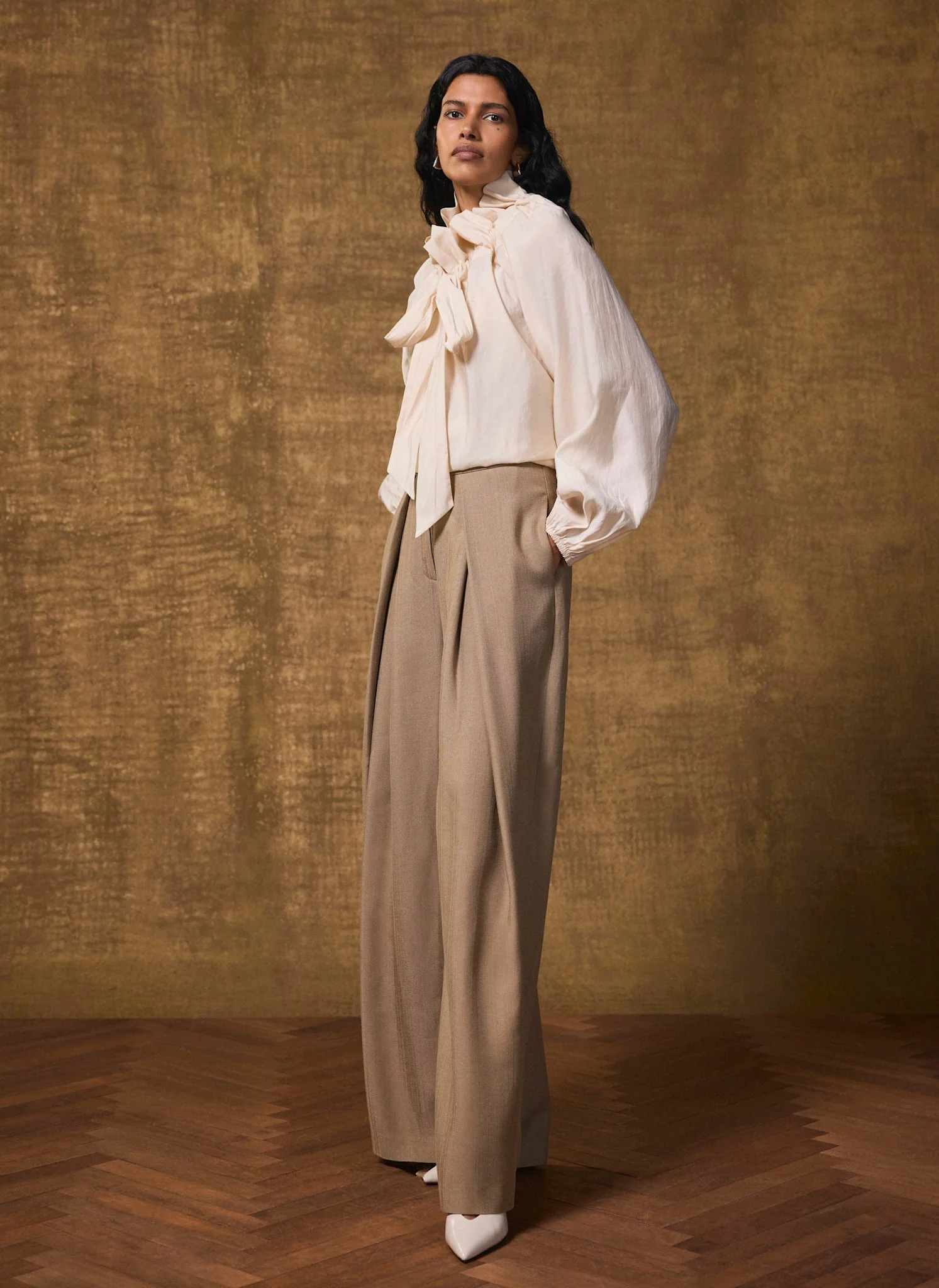 5368-cream-blouson-tie-neck-blouse-5.webp Cream Blouson Tie Neck Blouse