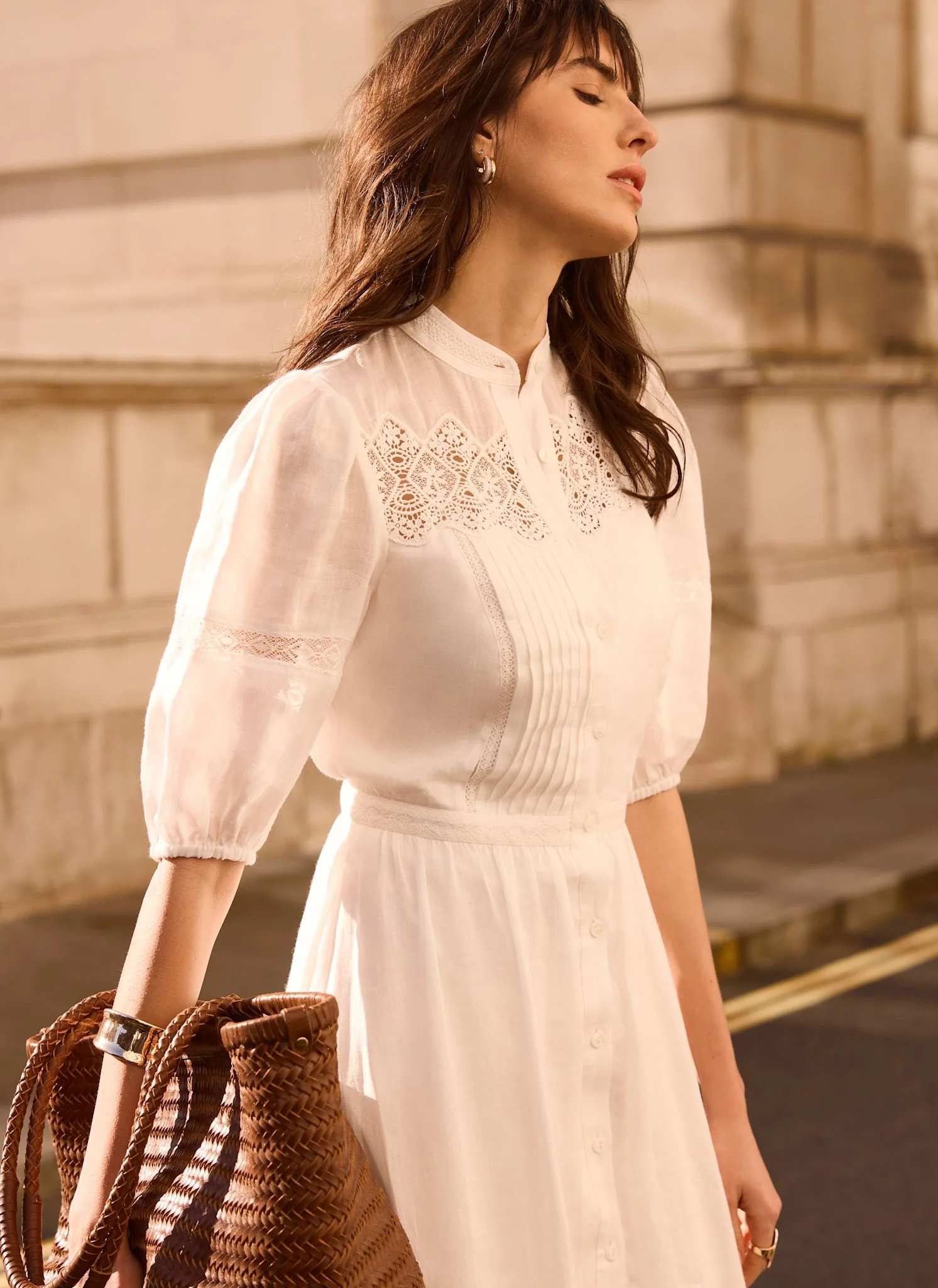 548-white-lace-detail-ramie-midi-dress-4.webp White Lace Detail Ramie Midi Dress