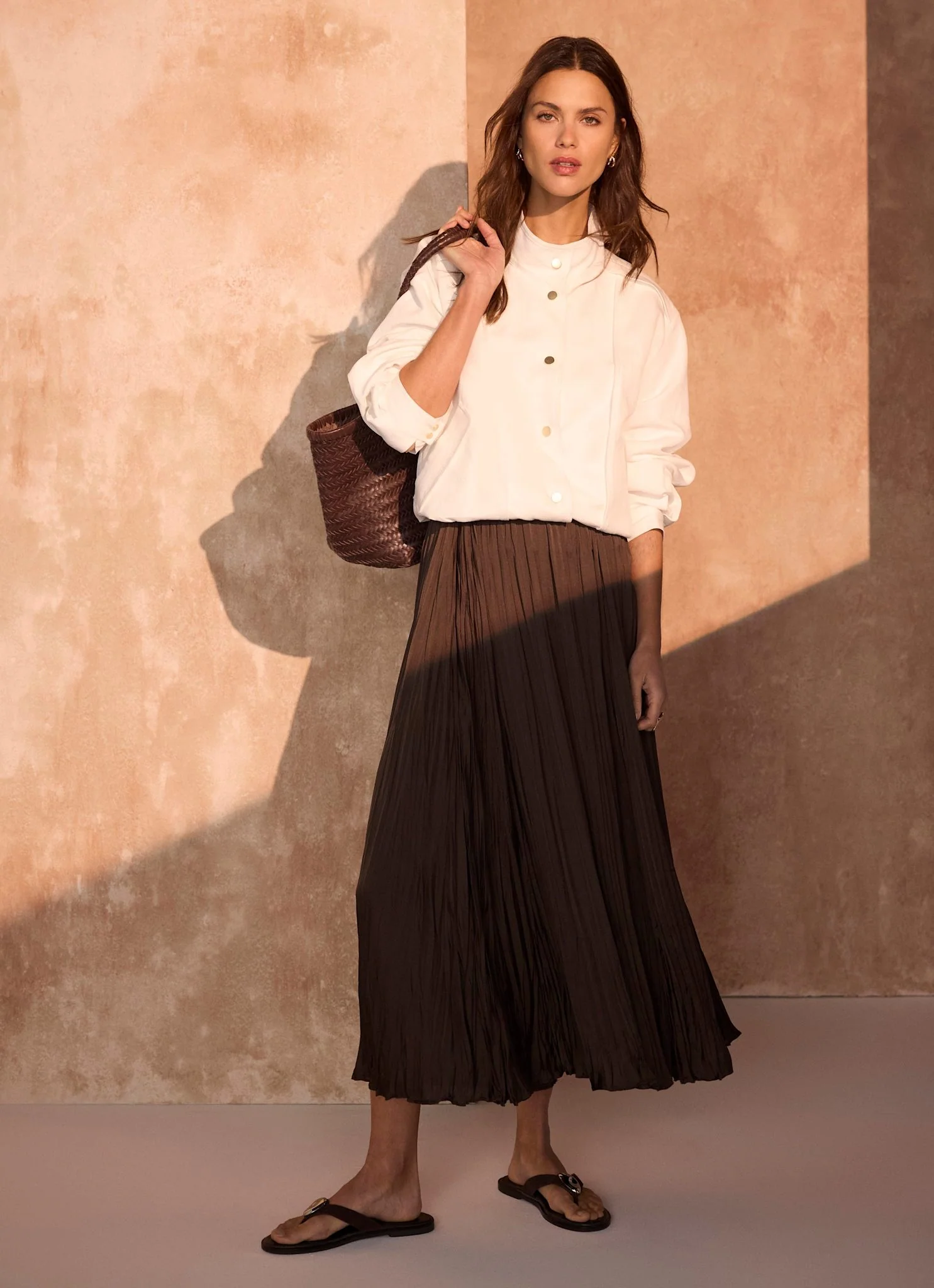 5560-brown-crinkle-maxi-skirt-5.webp Brown Crinkle Maxi Skirt