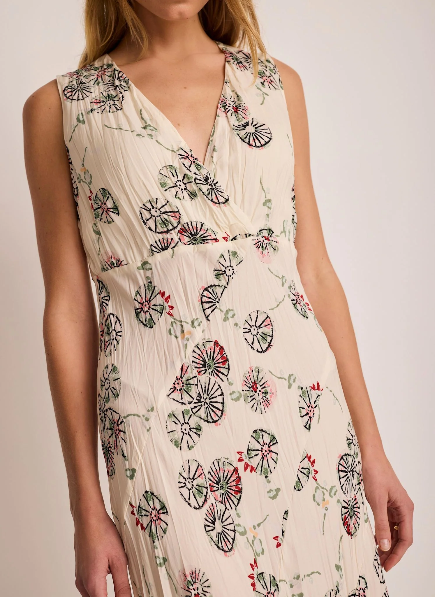 5690-cream-printed-crinkle-midi-dress-4.webp Cream Printed Crinkle Midi Dress