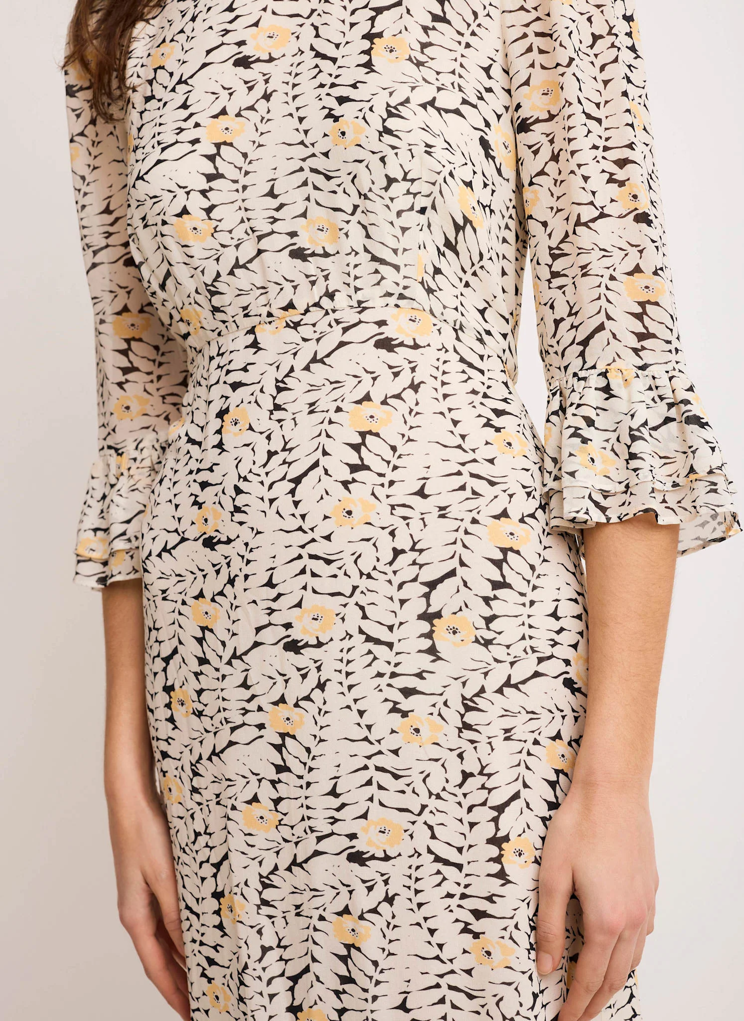 5731-06-06-variation-4.webp Floral Print Midi Dress