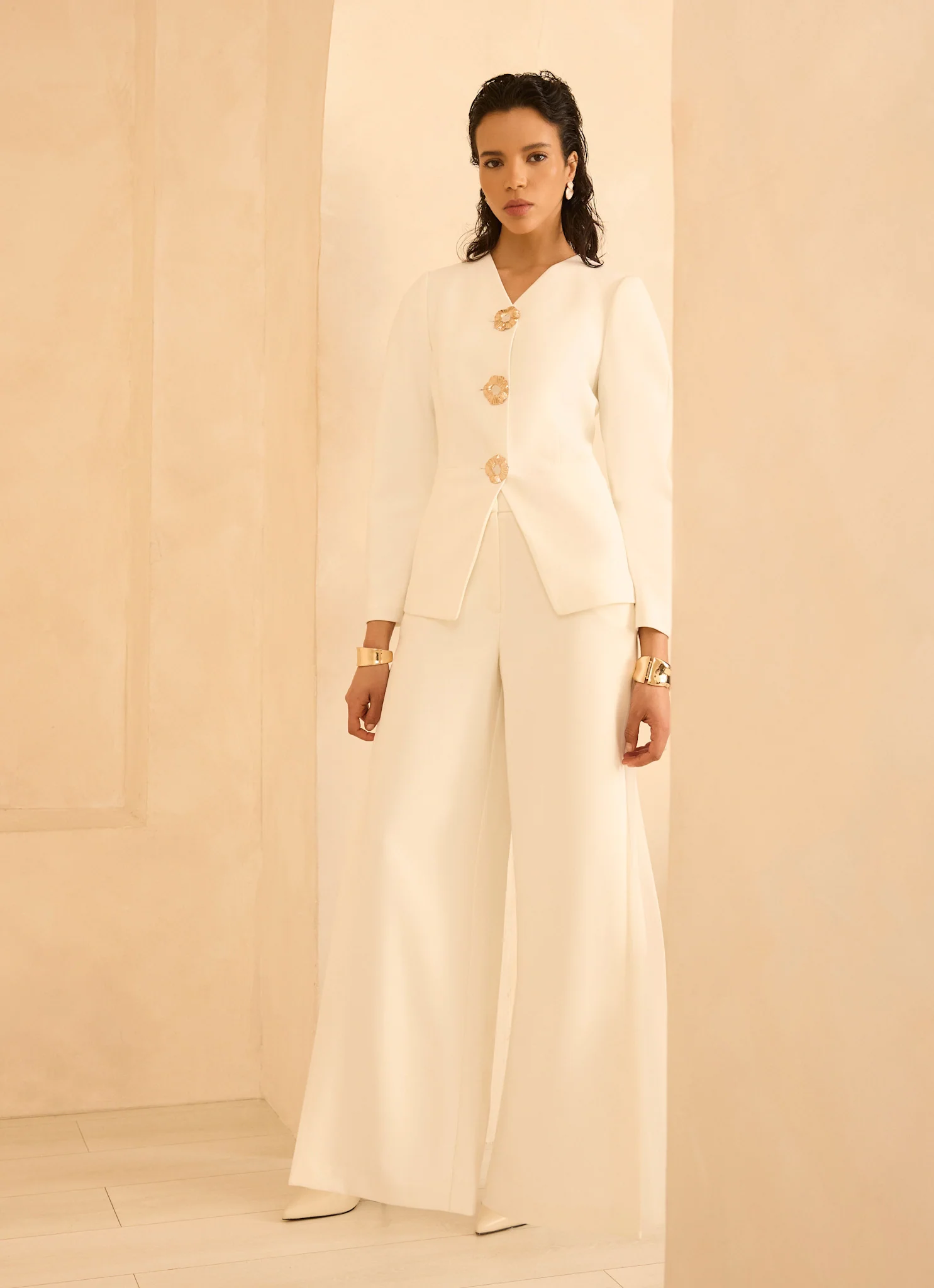 5750-cream-pleat-detail-trousers-4.webp Cream Pleat Detail Trousers