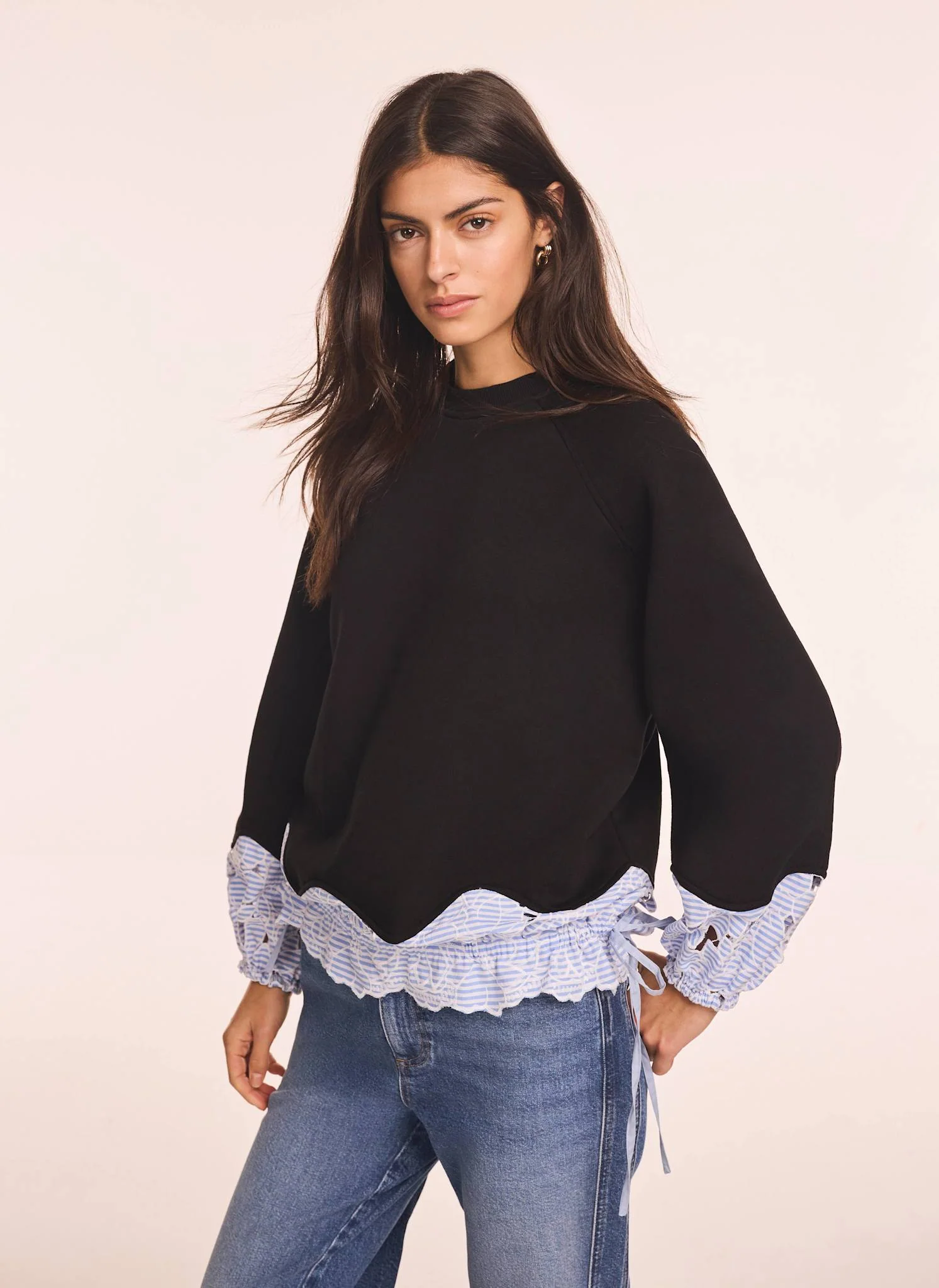 5840-navy-embroidered-hem-sweatshirt-1.webp Navy Embroidered Hem Sweatshirt