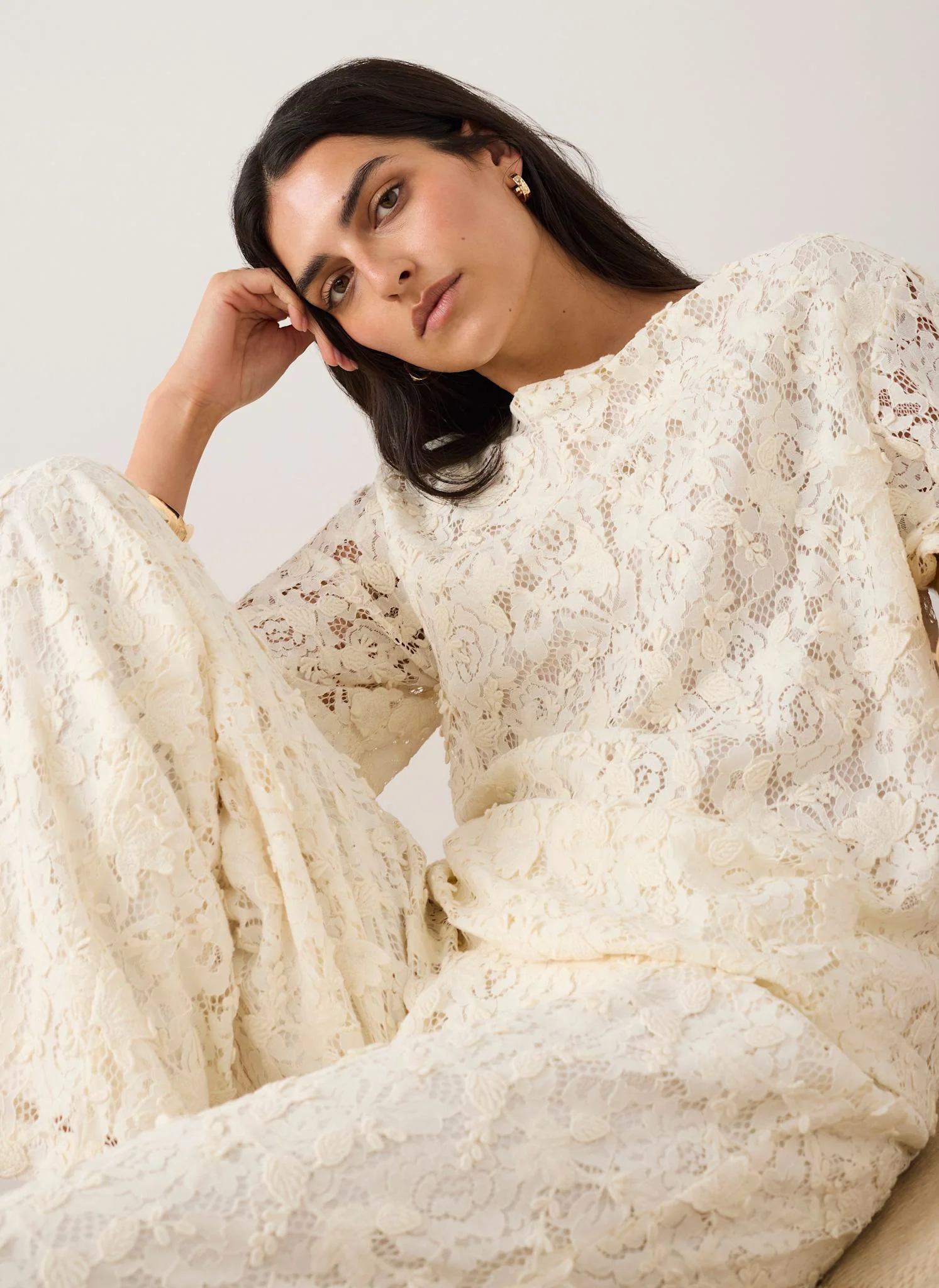 5852-cream-lace-oversized-top-1.webp Cream Lace Oversized Top