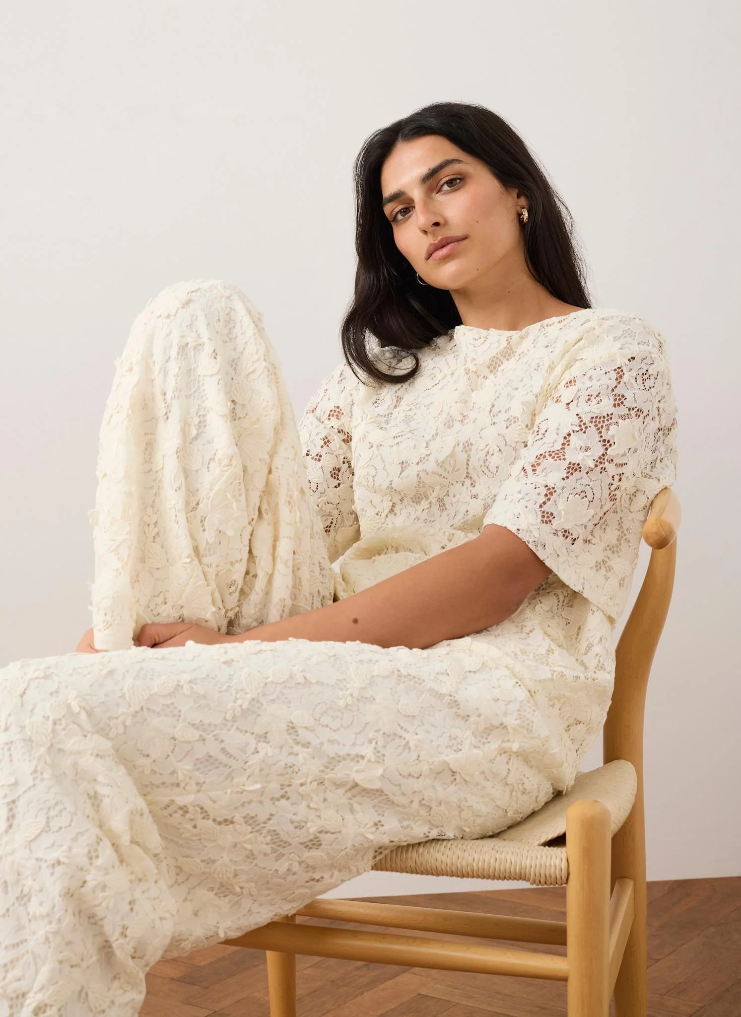 5852-cream-lace-oversized-top-3.webp Cream Lace Oversized Top