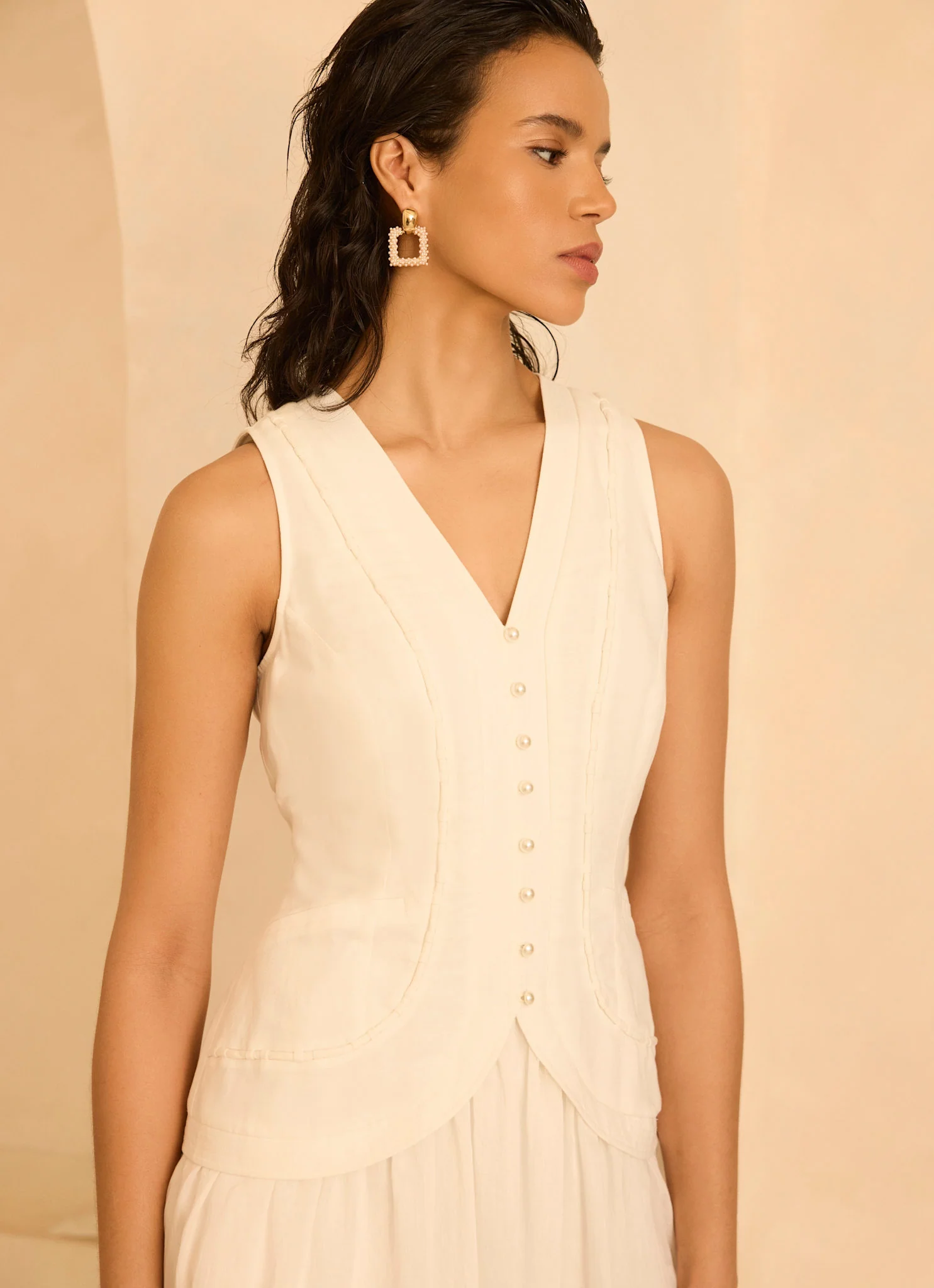 5986-white-linen-blend-waistcoat-maxi-dress-5.webp White Linen Blend Waistcoat Maxi Dress