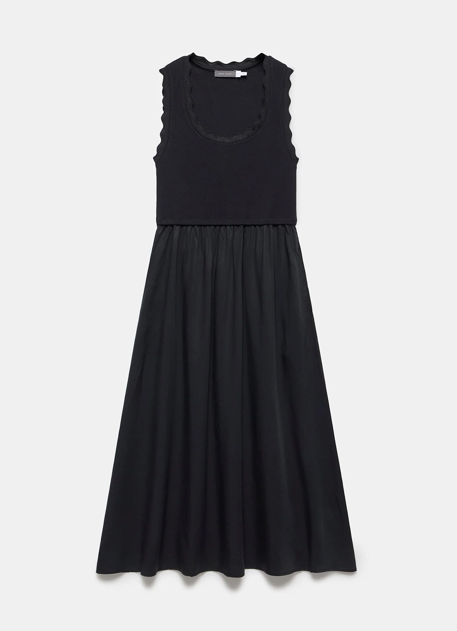 6-black-scallop-trim-midi-dress-11.webp Black Scallop Trim Midi Dress