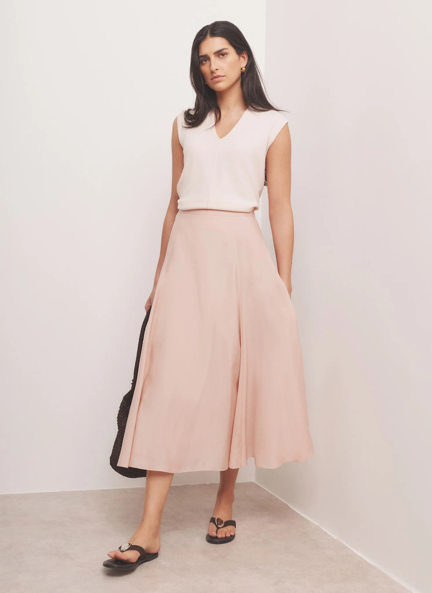 6026-pink-wool-blend-sleeveless-knit-top-4.webp Pink Wool Blend Sleeveless Knit Top