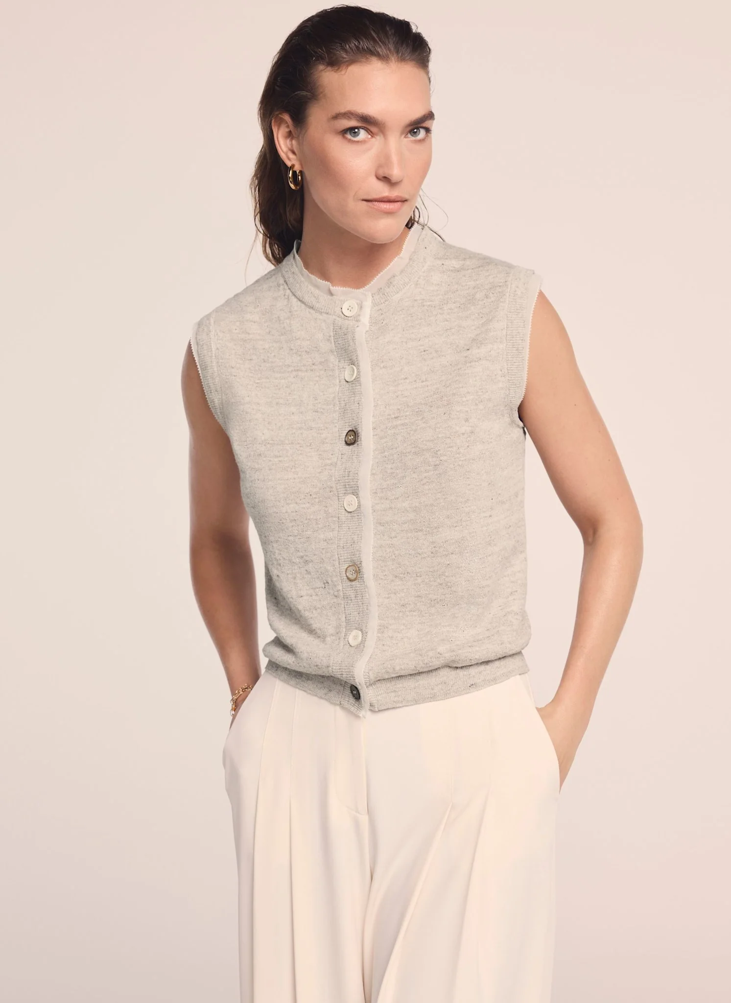 6252-neutral-linen-blend-sleeveless-top-2.webp Neutral Linen Blend Sleeveless Top
