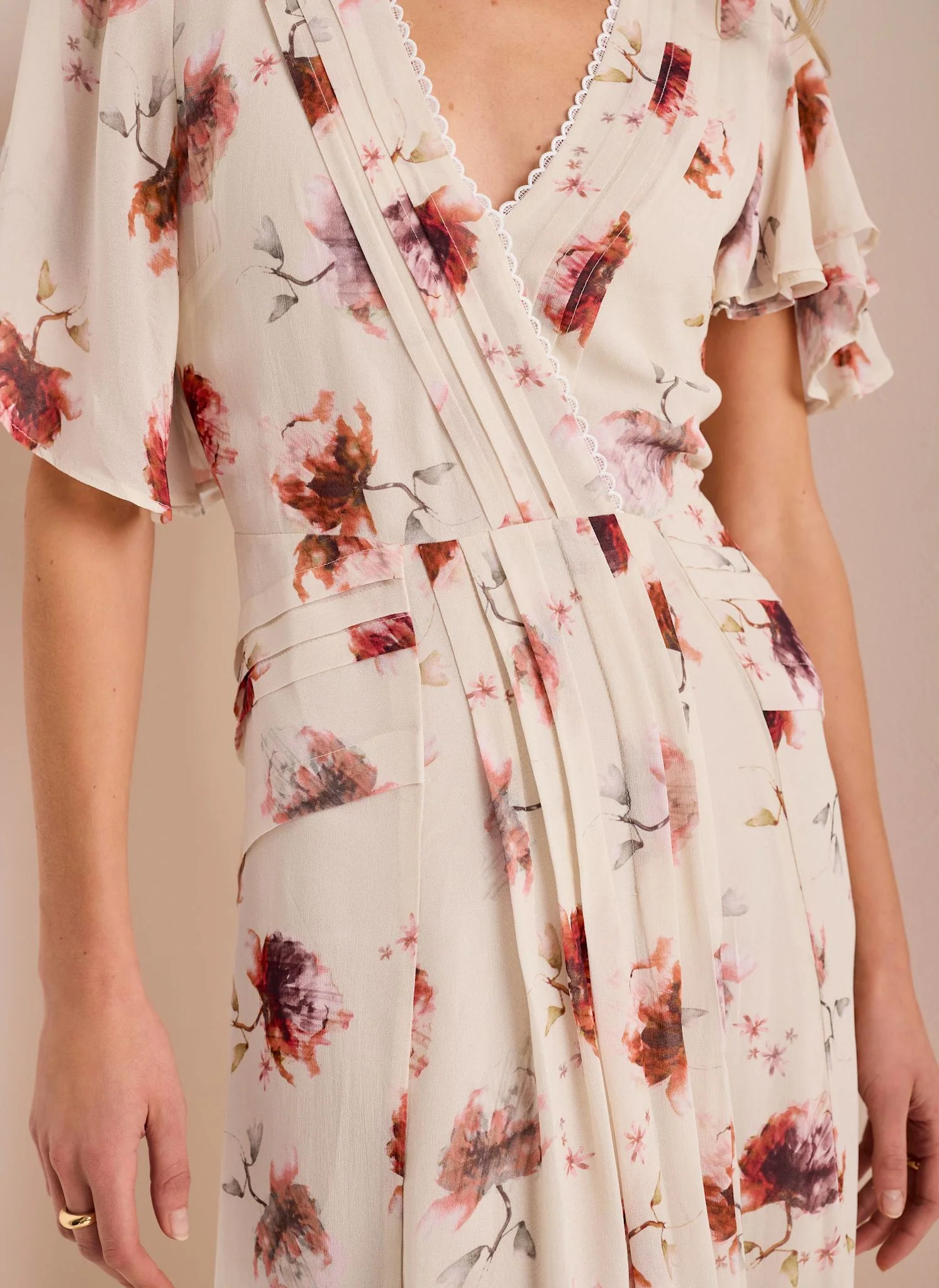6294-cream-floral-print-midi-dress-4.webp Cream Floral Print Midi Dress