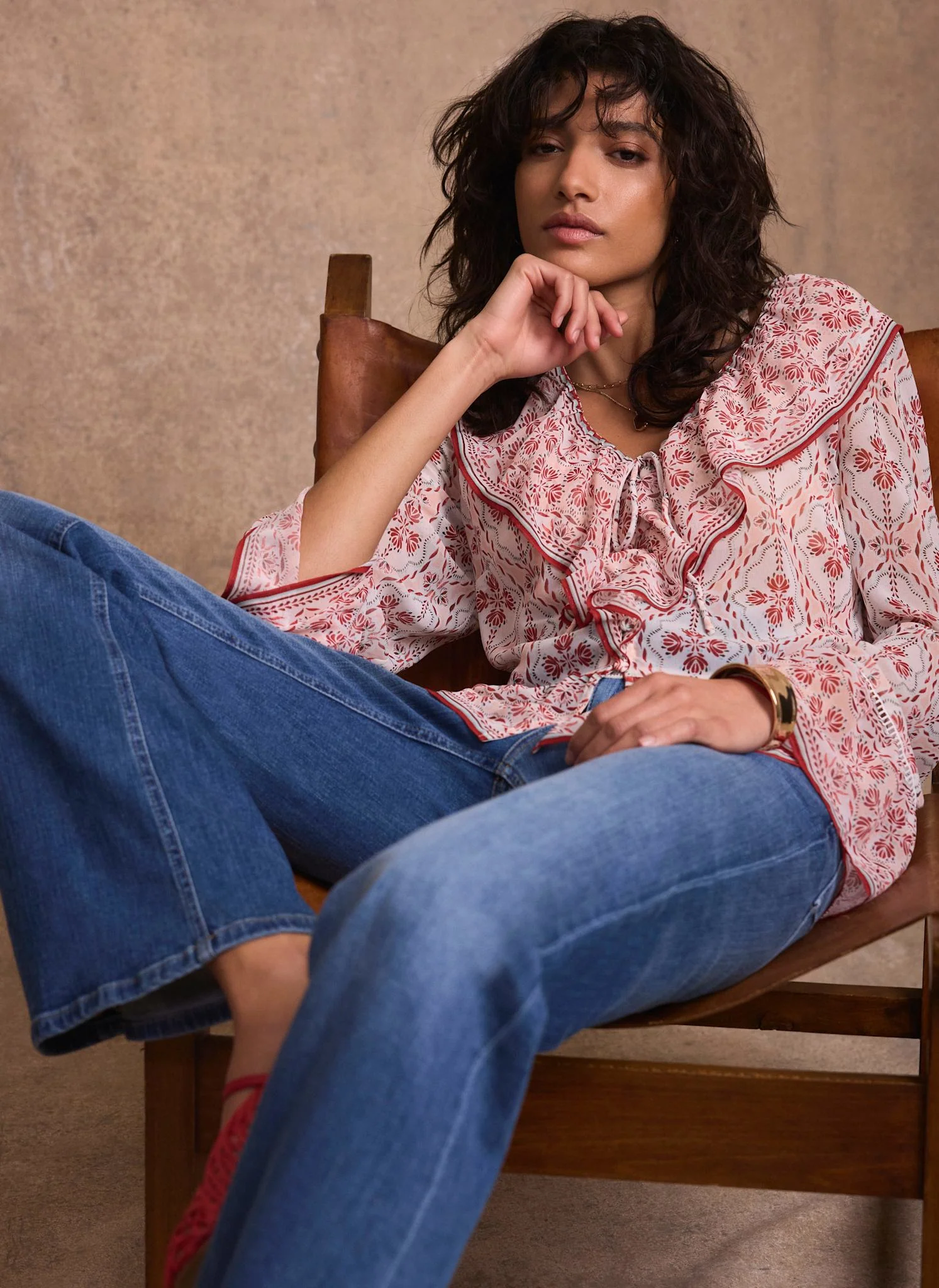 6394-pink-geo-print-ruffle-blouse-4.webp Pink Geo Print Ruffle Blouse
