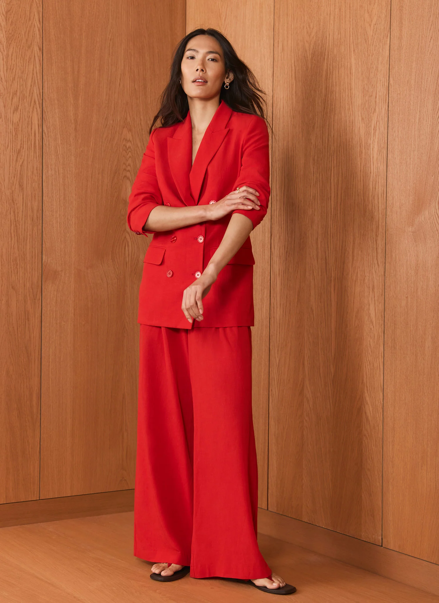 6480-red-pleated-wide-leg-trousers-5.webp Red Pleated Wide Leg Trousers