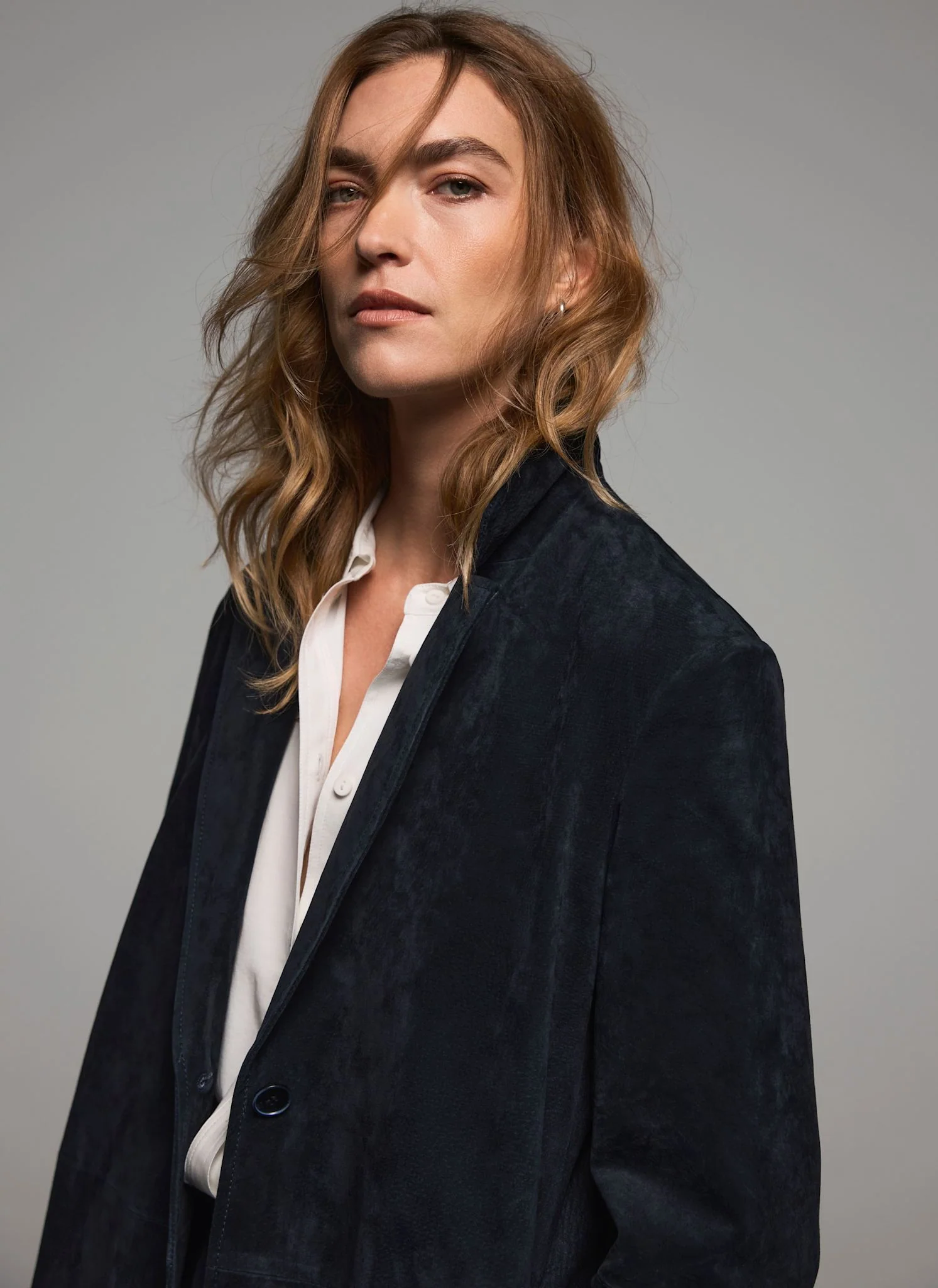 6746-navy-suede-trench-coat-5.webp Navy Suede Trench Coat
