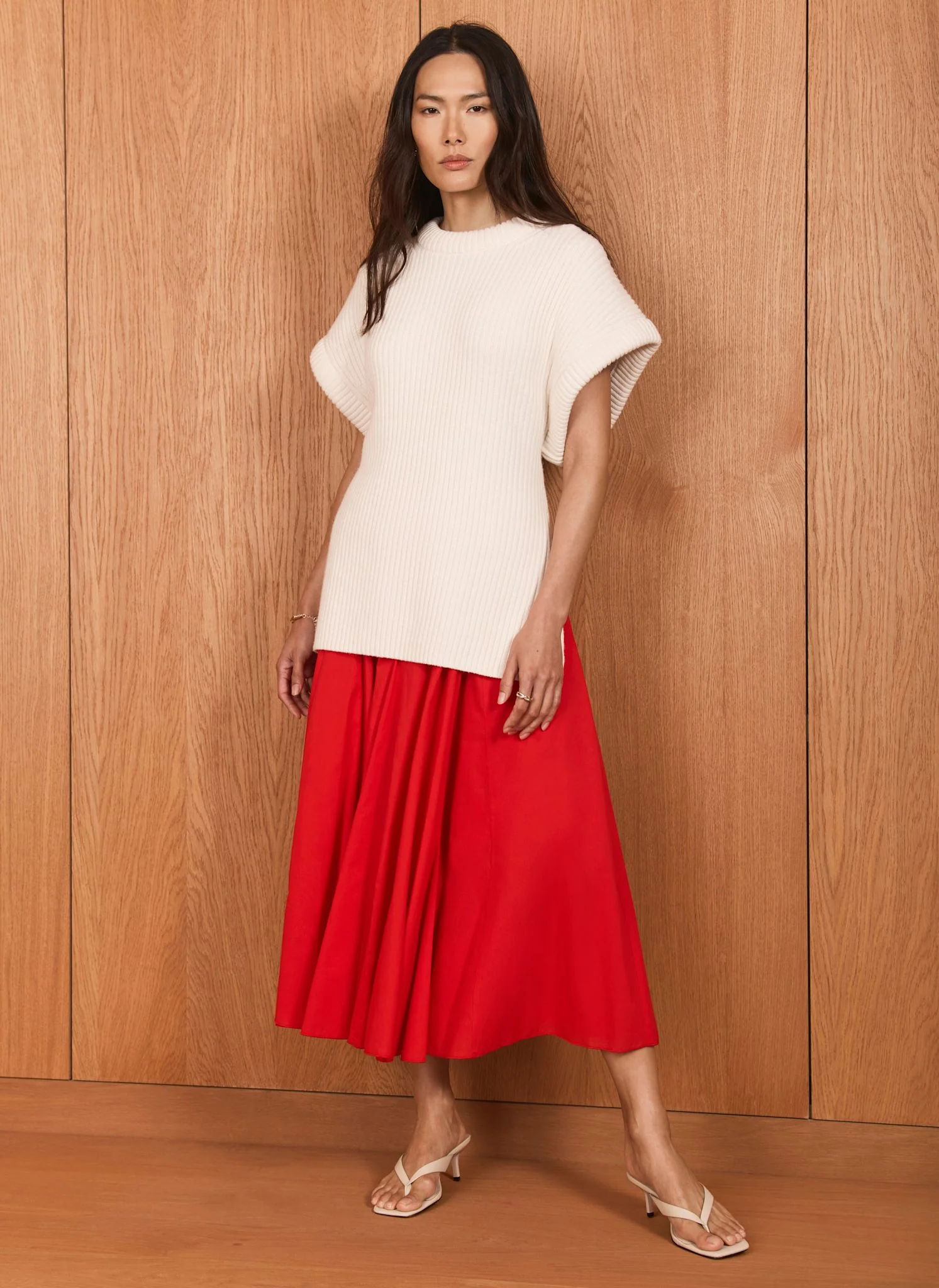6808-red-cotton-full-midi-skirt-1.webp Red Cotton Full Midi Skirt