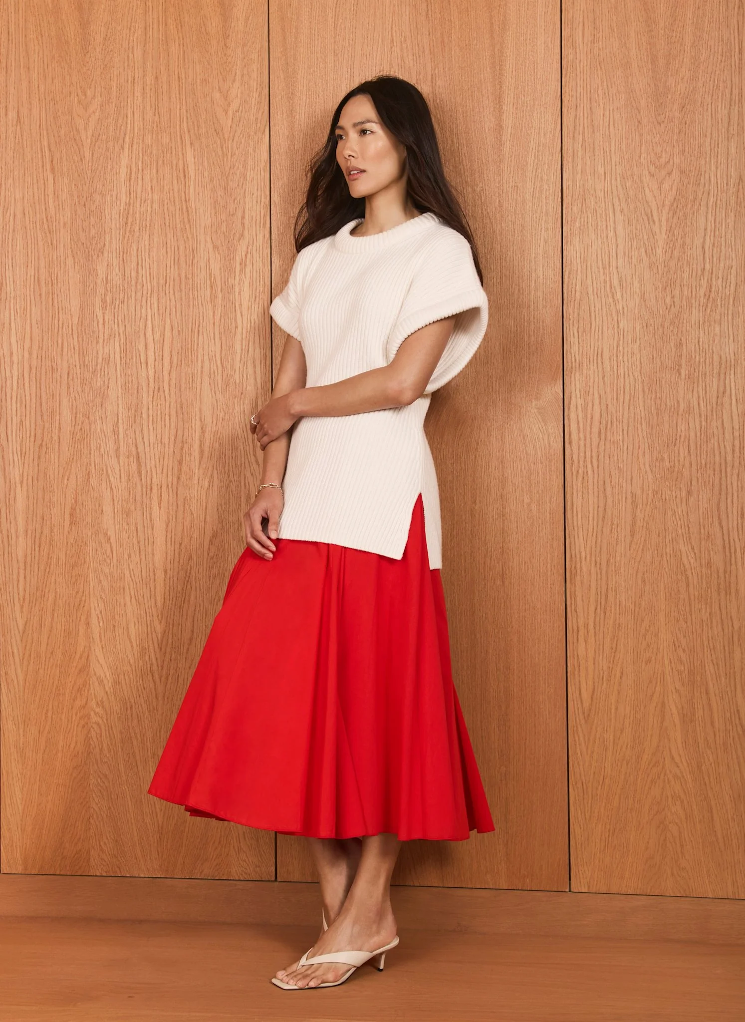 6808-red-cotton-full-midi-skirt-5.webp Red Cotton Full Midi Skirt