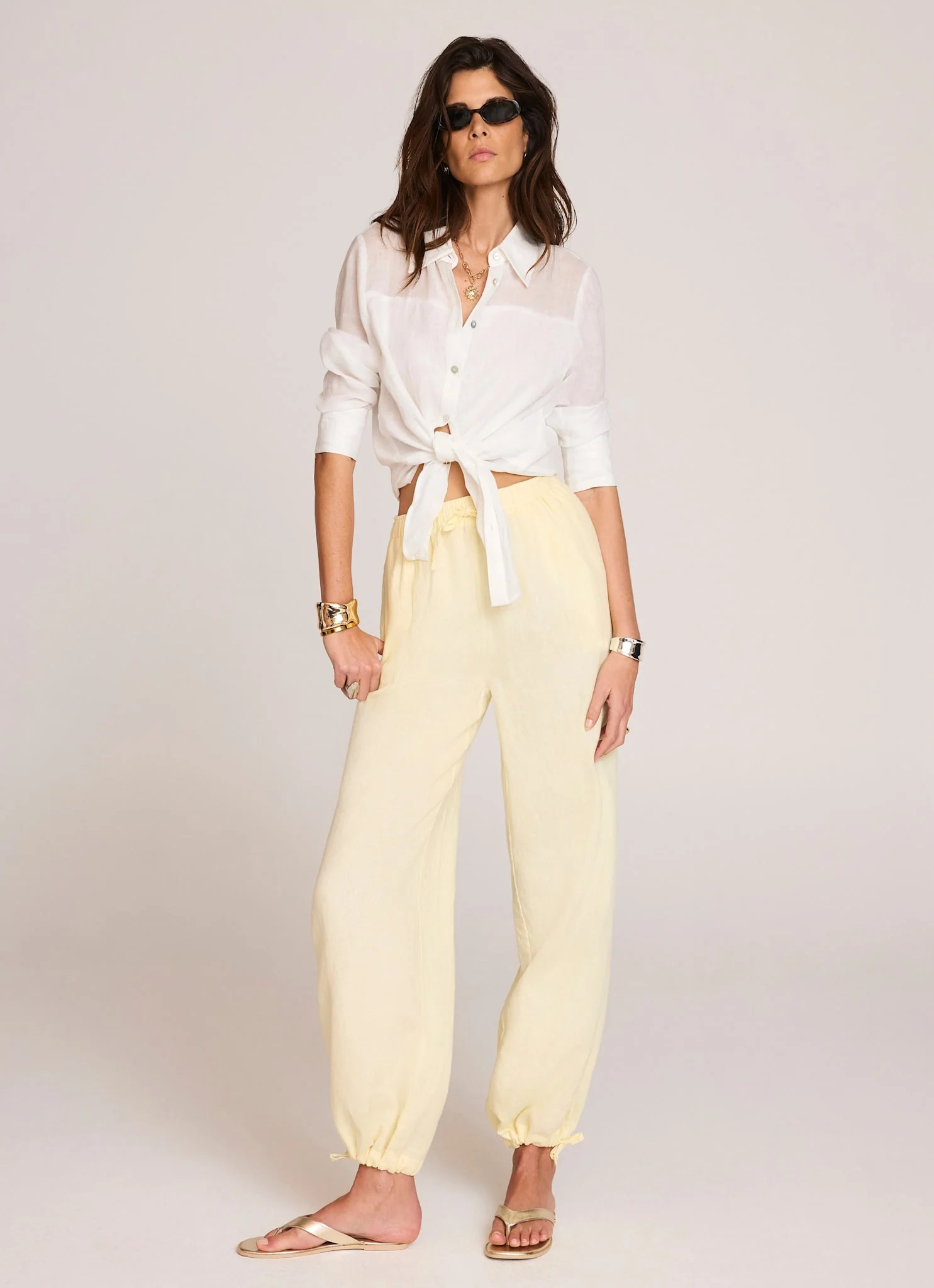 6958-yellow-linen-balloon-trousers-2.webp Yellow Linen Balloon Trousers