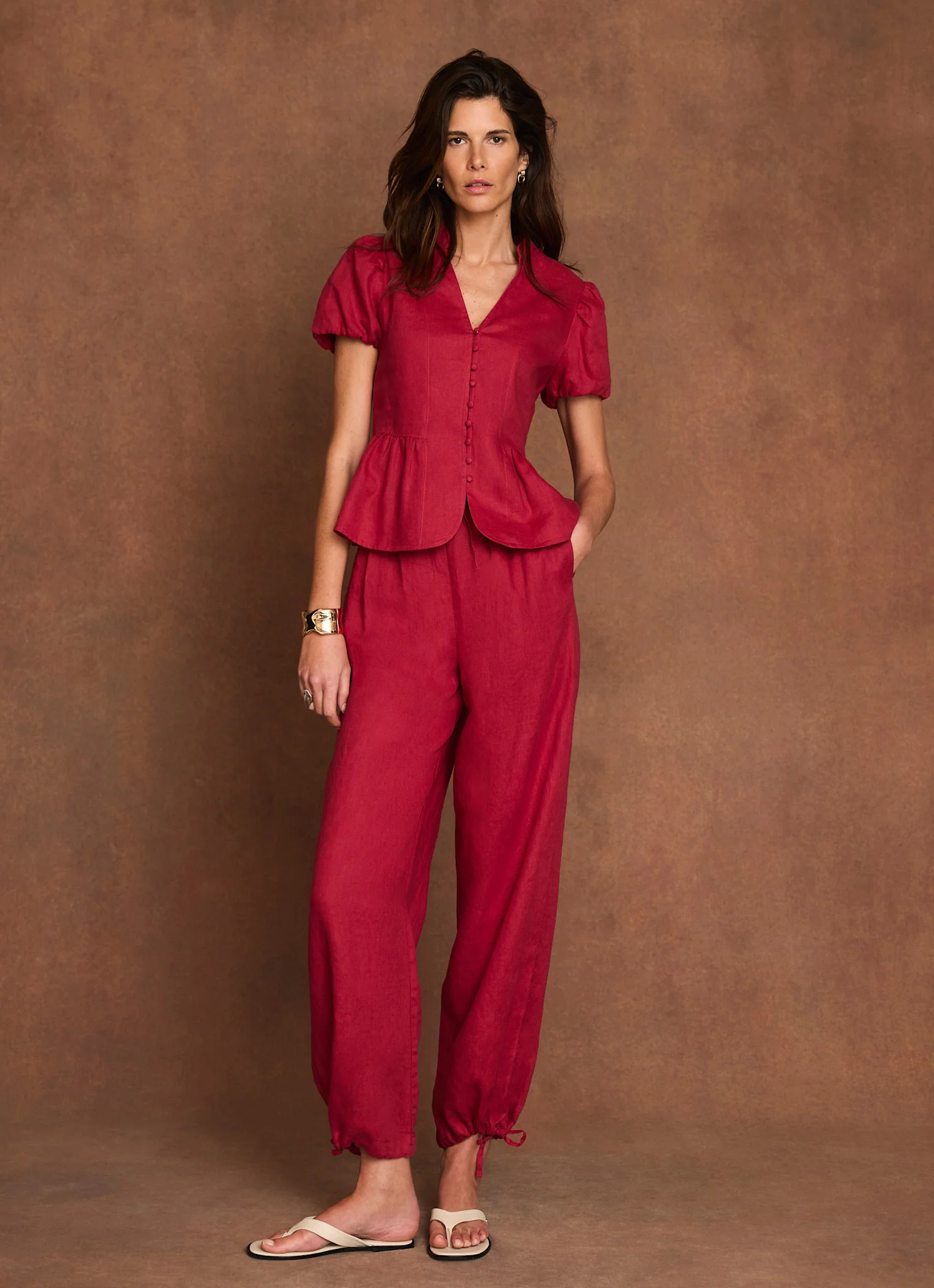 7002-red-linen-balloon-trousers-1.webp Red Linen Balloon Trousers