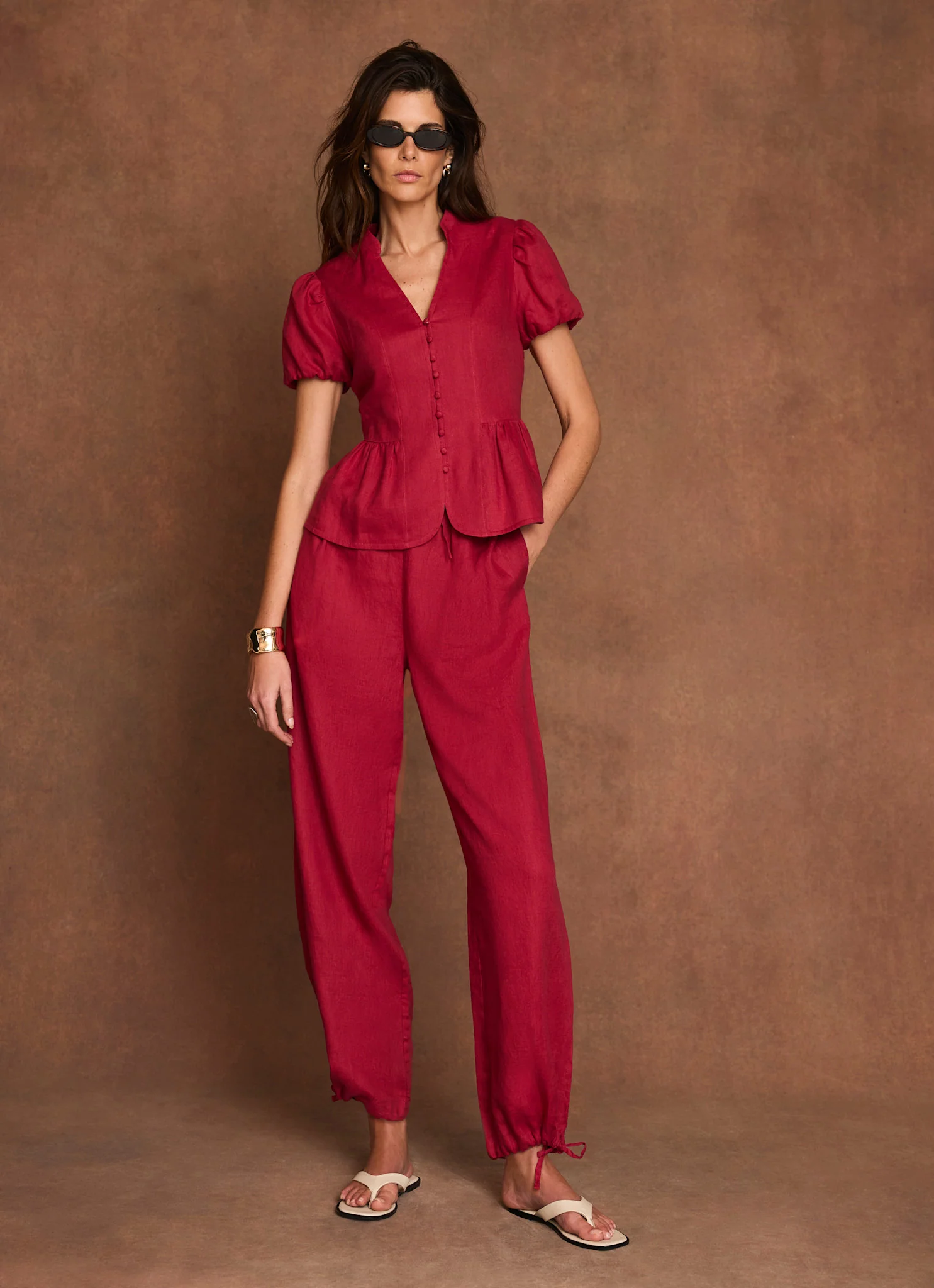 7002-red-linen-balloon-trousers-3.webp Red Linen Balloon Trousers