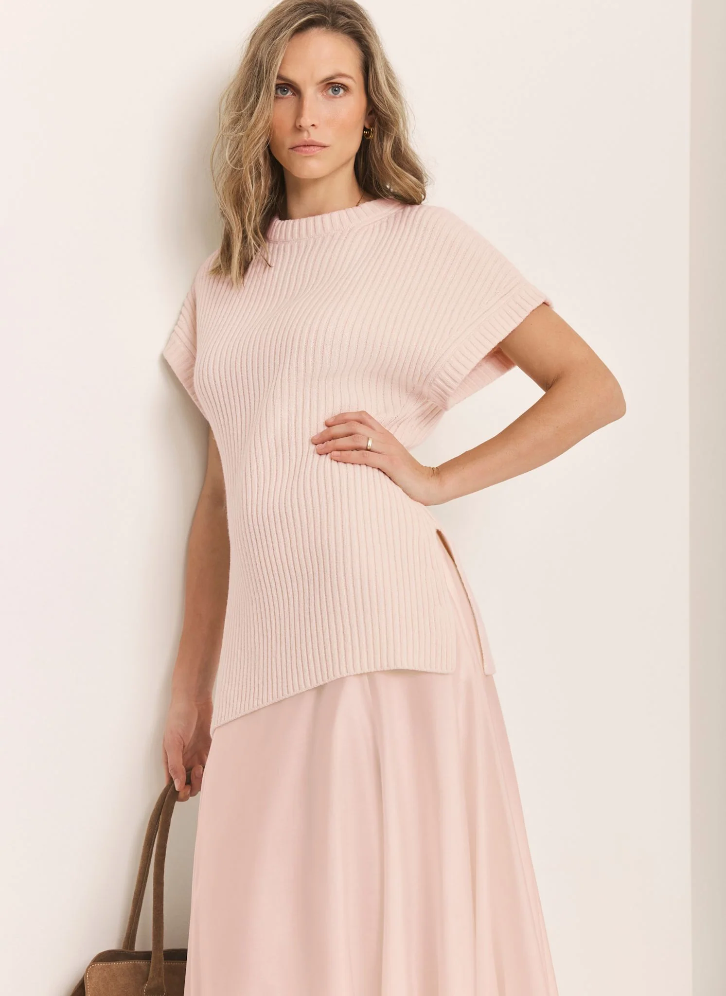 7082-pink-wool-blend-longline-knit-top-1.webp Pink Wool Blend Longline Knit Top