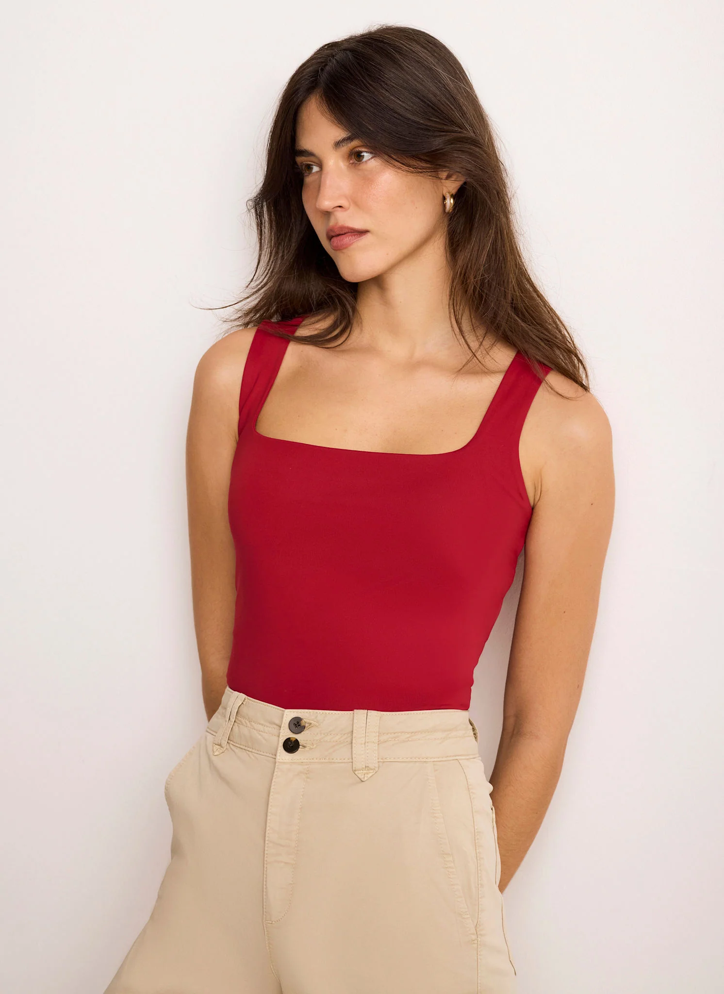 7152-red-scoop-neck-layering-vest-top-6.webp Red Scoop Neck Layering Vest Top