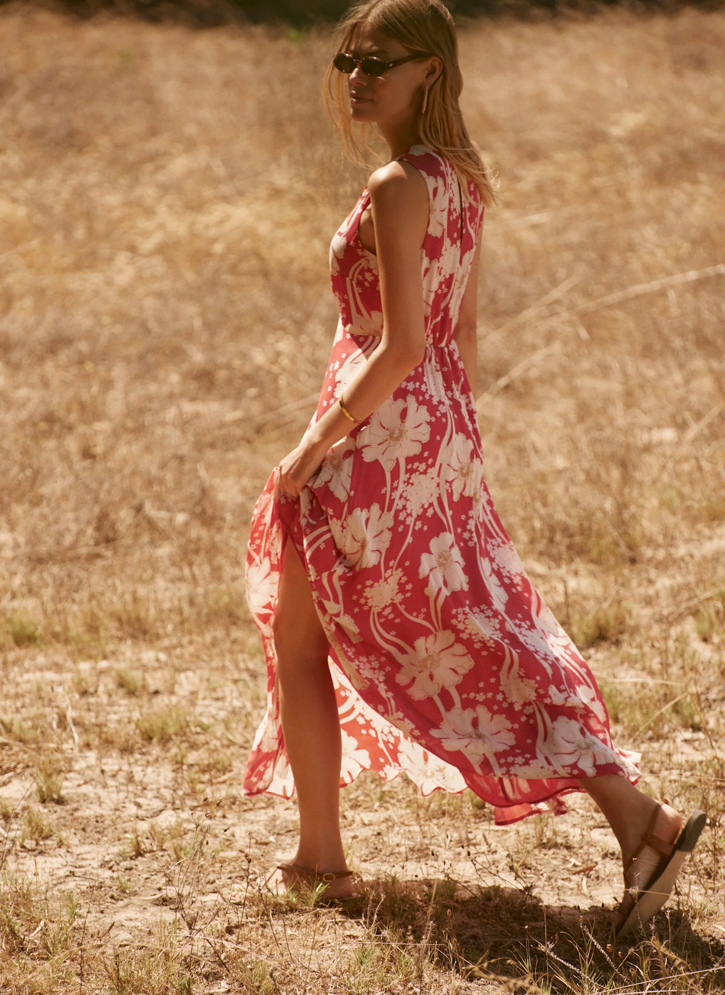 7164-red-floral-print-maxi-dress-2.webp Red Floral Print Maxi Dress