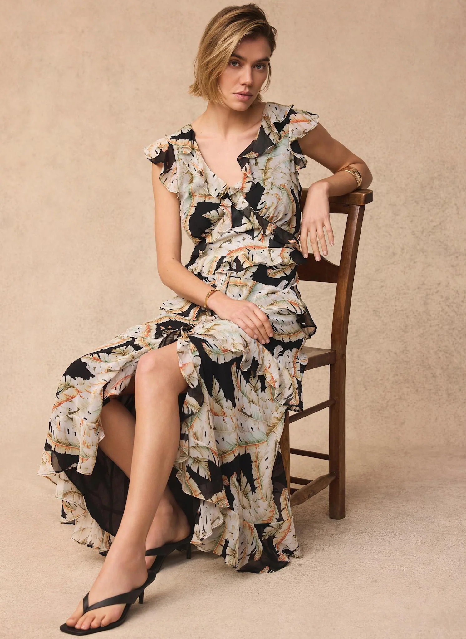 7280-black-palm-print-ruffle-midi-dress-1.webp Black Palm Print Ruffle Midi Dress