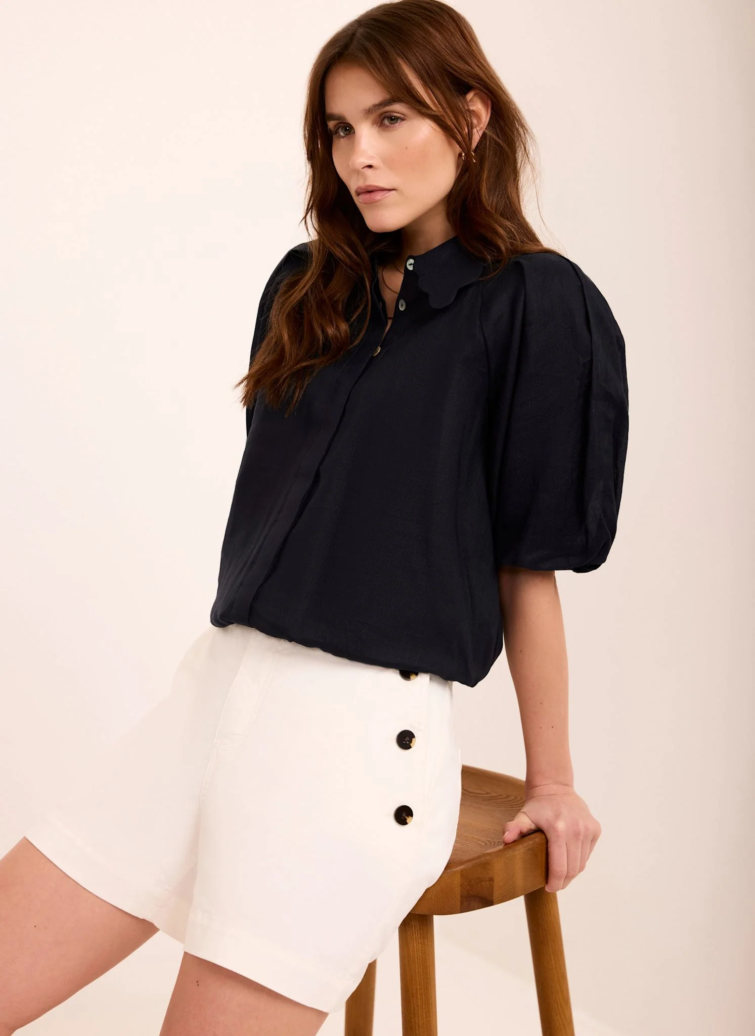 7368-navy-ramie-scallop-puff-sleeve-shirt-1.webp Navy Ramie Scallop Puff Sleeve Shirt