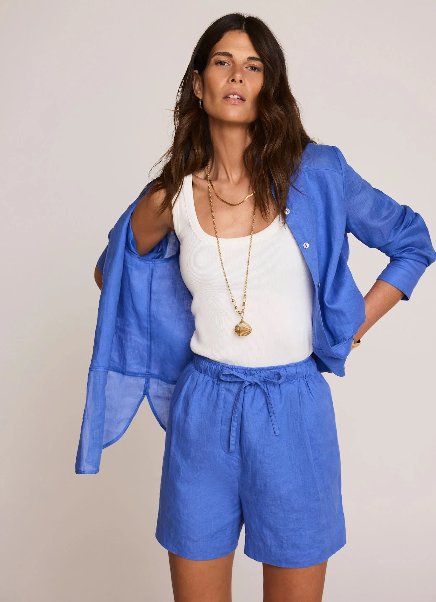 7492-blue-linen-drawstring-shorts-4.webp Blue Linen Drawstring Shorts