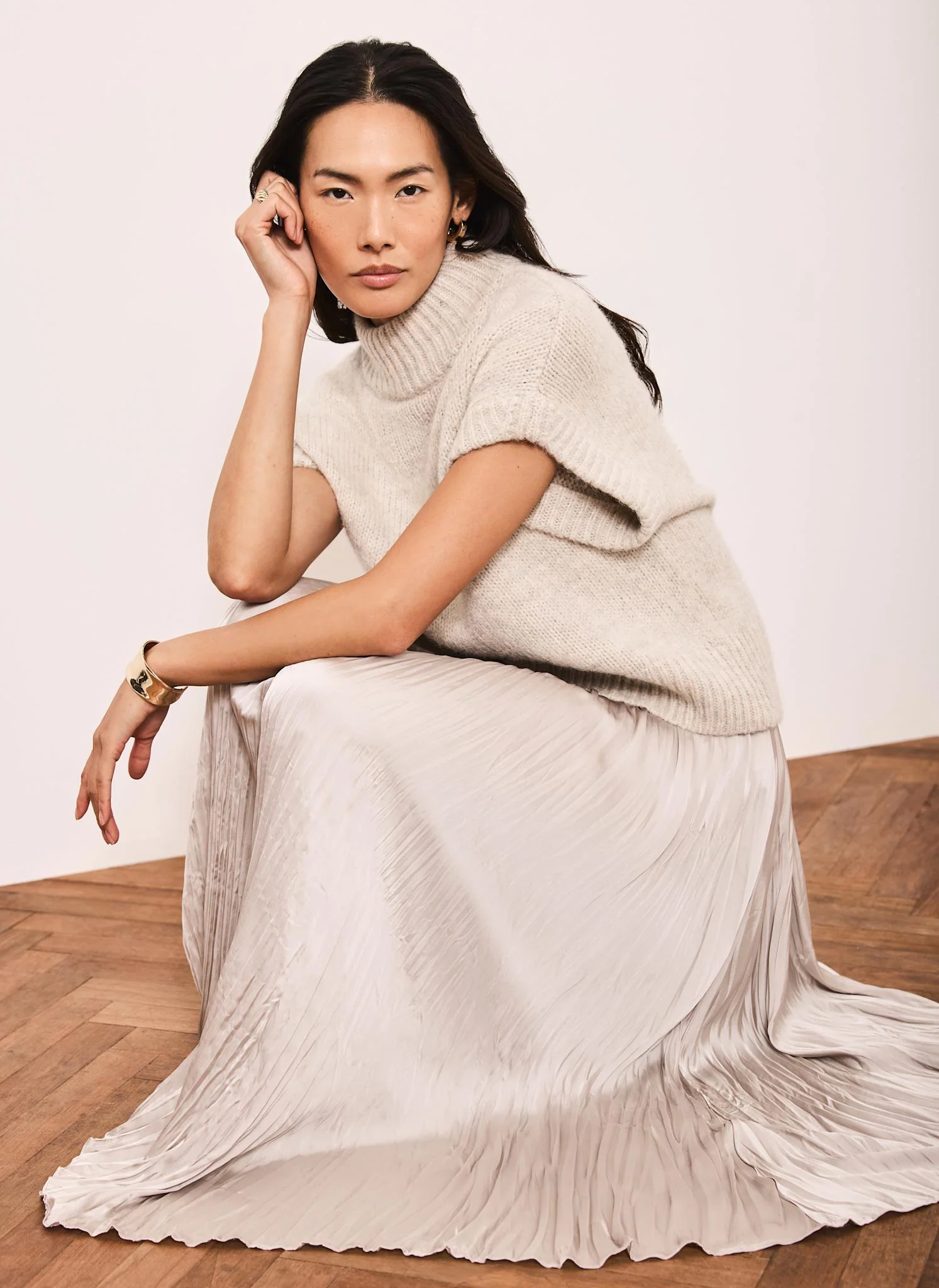 7732-neutral-wool-blend-layered-maxi-dress-2.webp Neutral Wool Blend Layered Maxi Dress