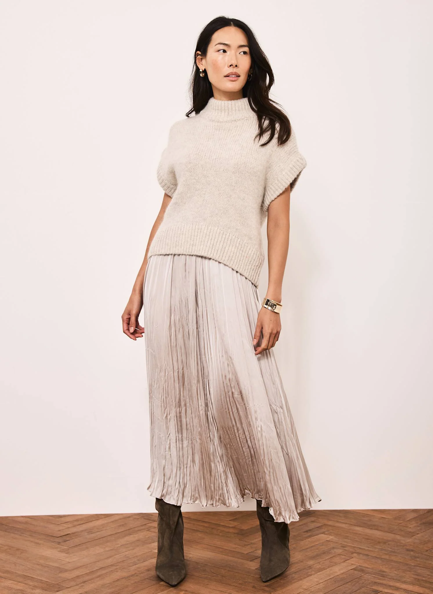 7732-neutral-wool-blend-layered-maxi-dress-3.webp Neutral Wool Blend Layered Maxi Dress