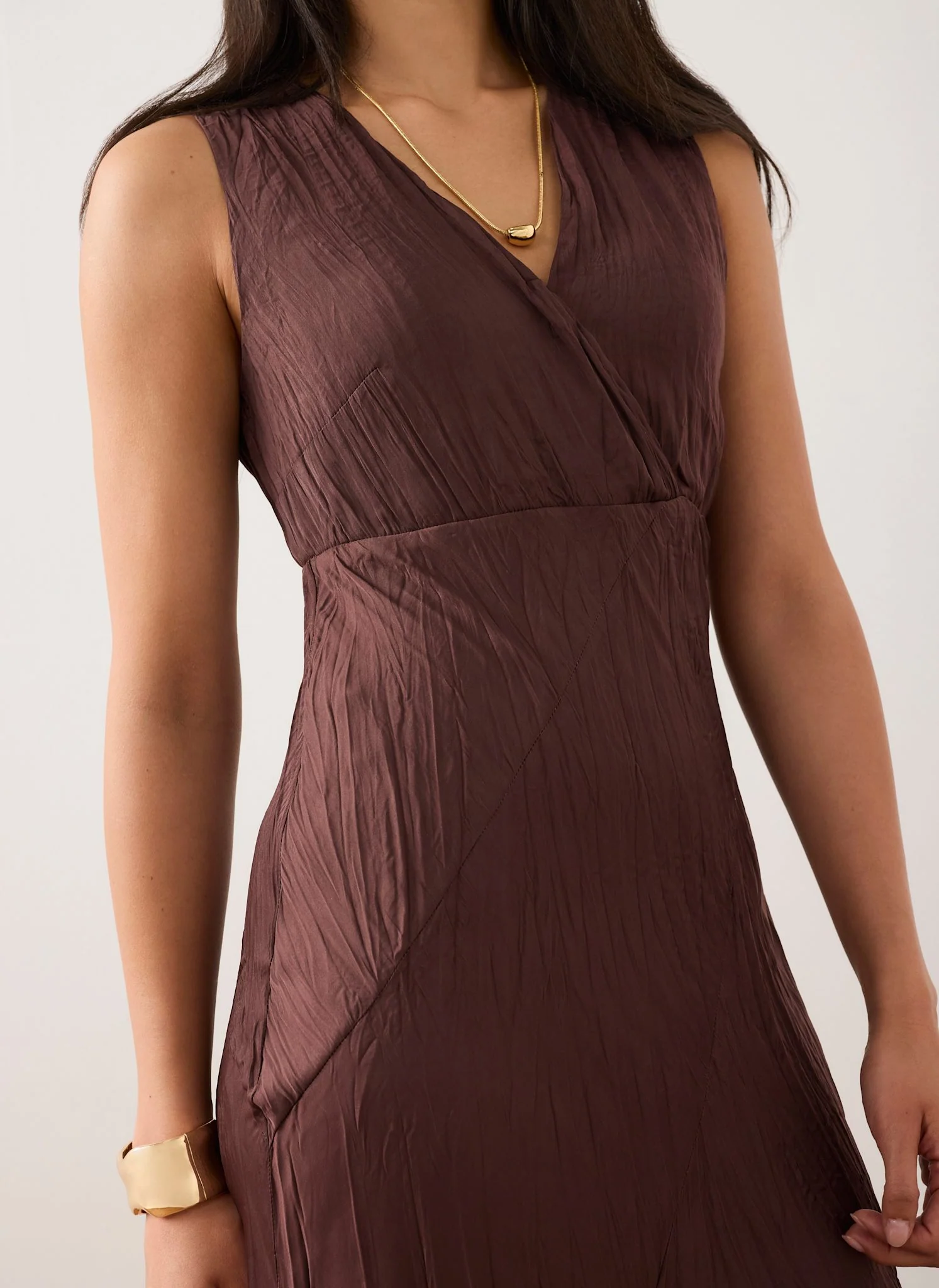 7738-burgundy-crinkle-maxi-dress-5.webp Burgundy Crinkle Maxi Dress